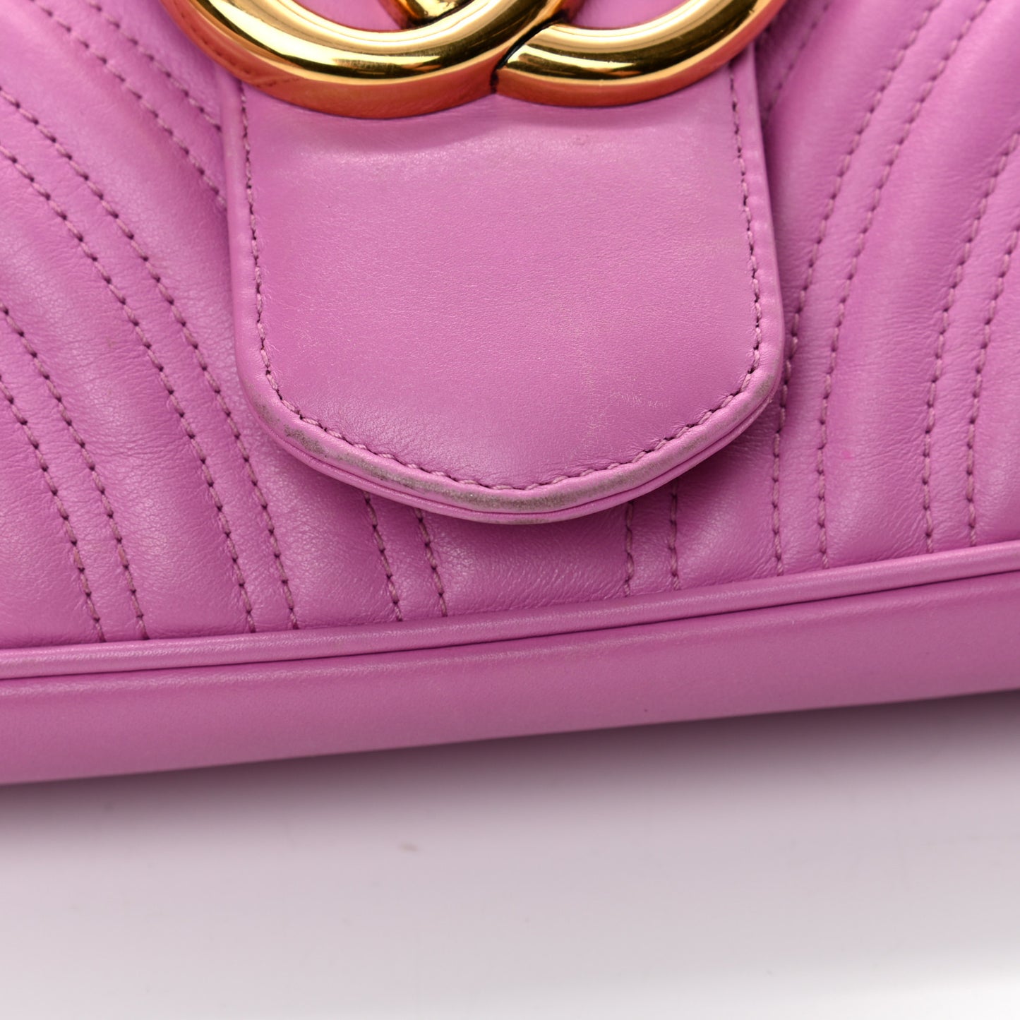 Calfskin Matelasse Medium GG Marmont Shoulder Bag Candy Mousse