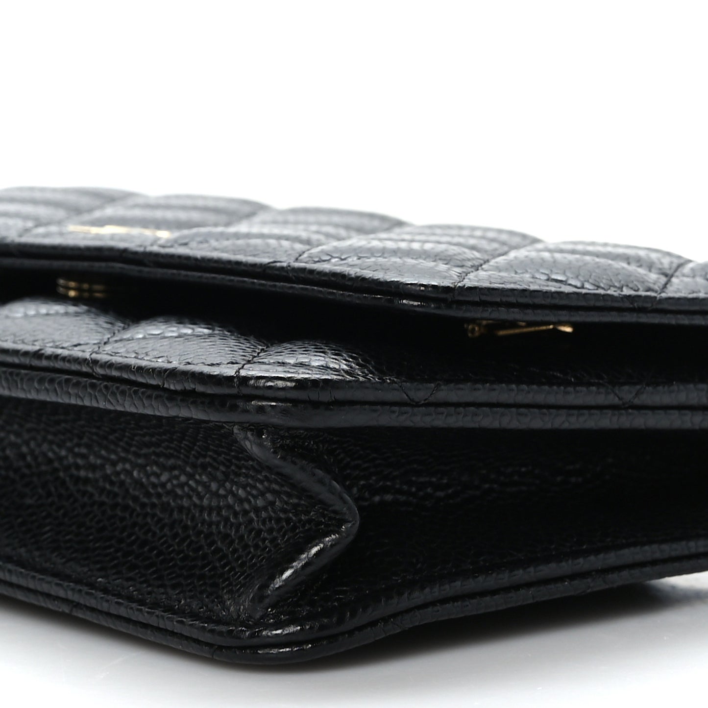 Caviar Quilted Wallet on Chain WOC Black
