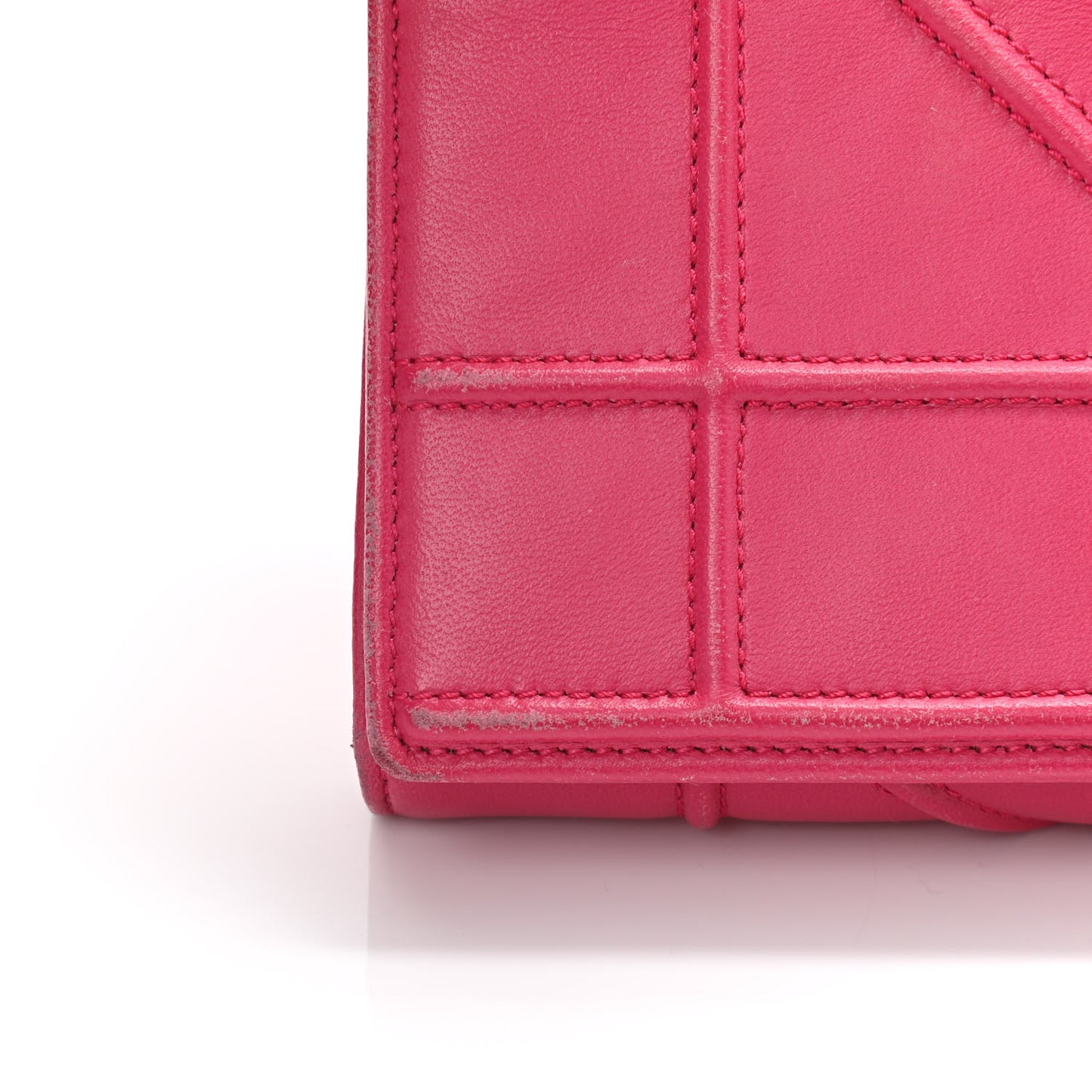 Lambskin Diorama Croisiere Chain Wallet Fuchsia
