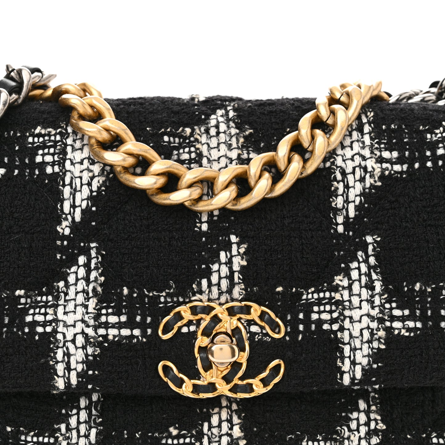 Tweed Quilted Medium Chanel 19 Flap Black White