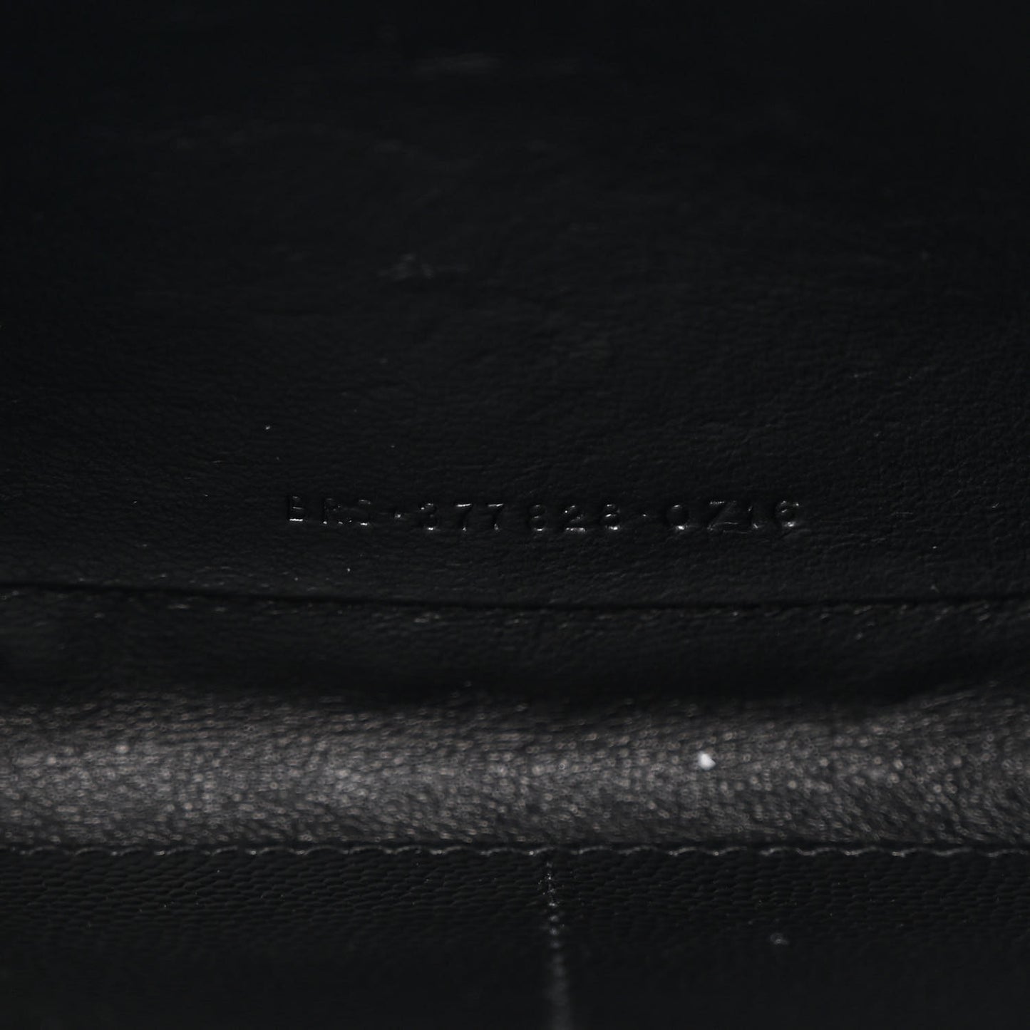 Grain De Poudre Matelasse Chevron Monogram Chain Wallet Black