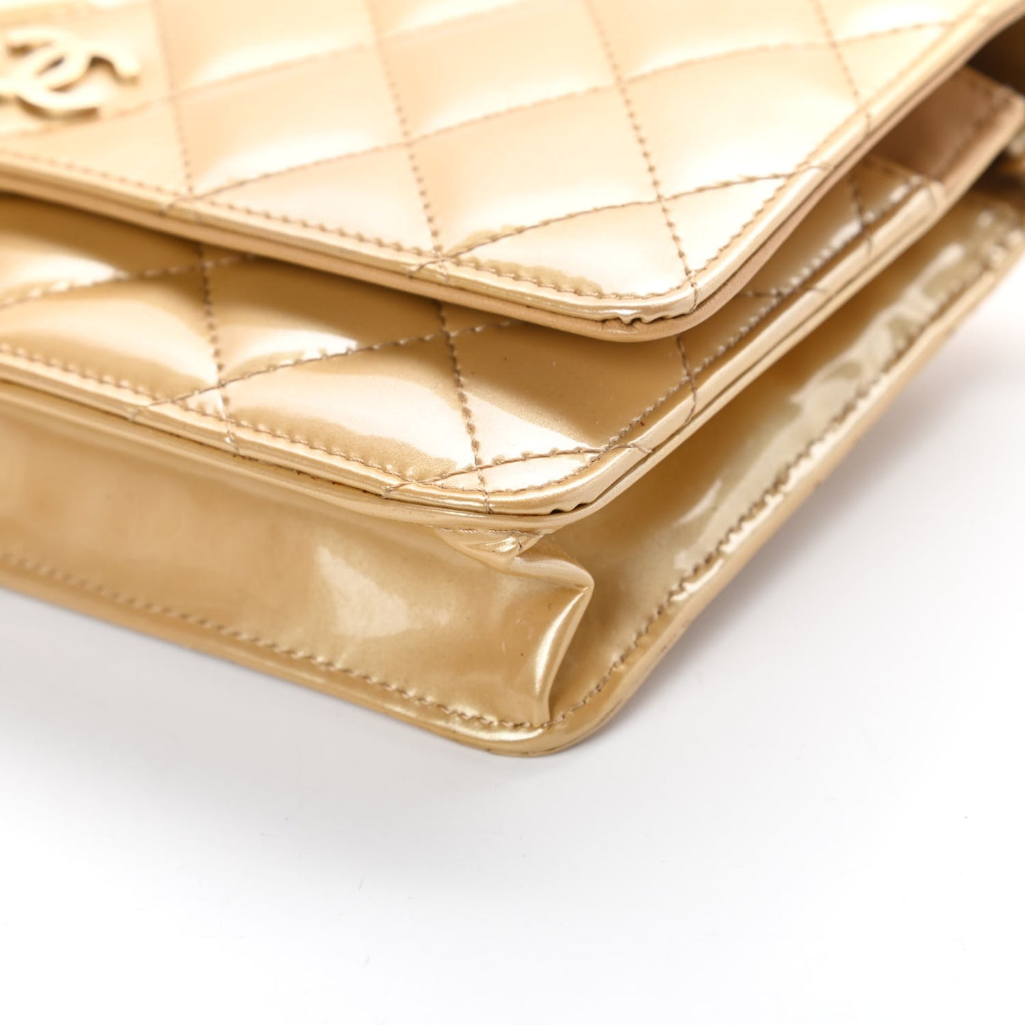 Metallic Patent Quilted Wallet On Chain WOC Gold