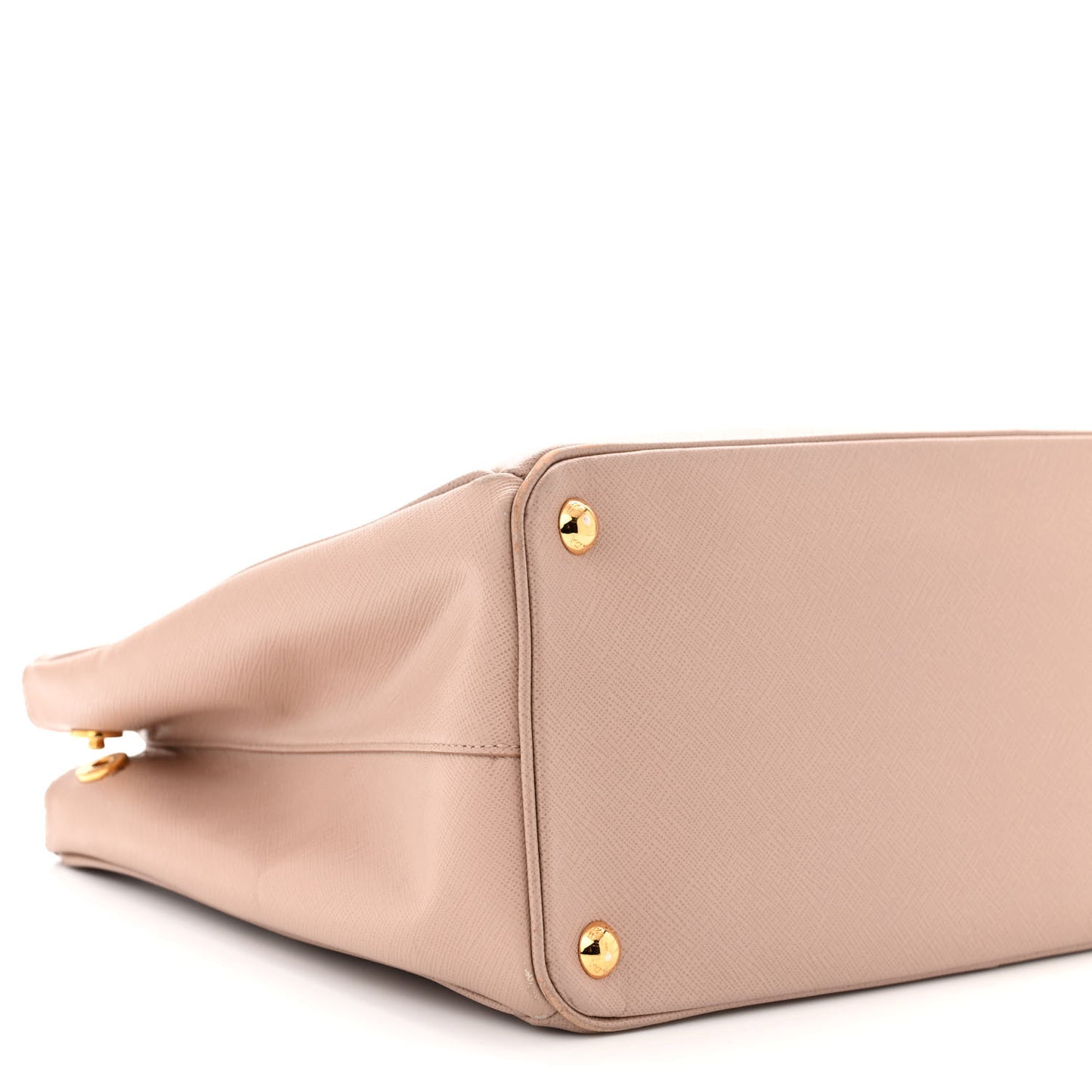 Saffiano Medium Galleria Double Zip Tote Cammeo