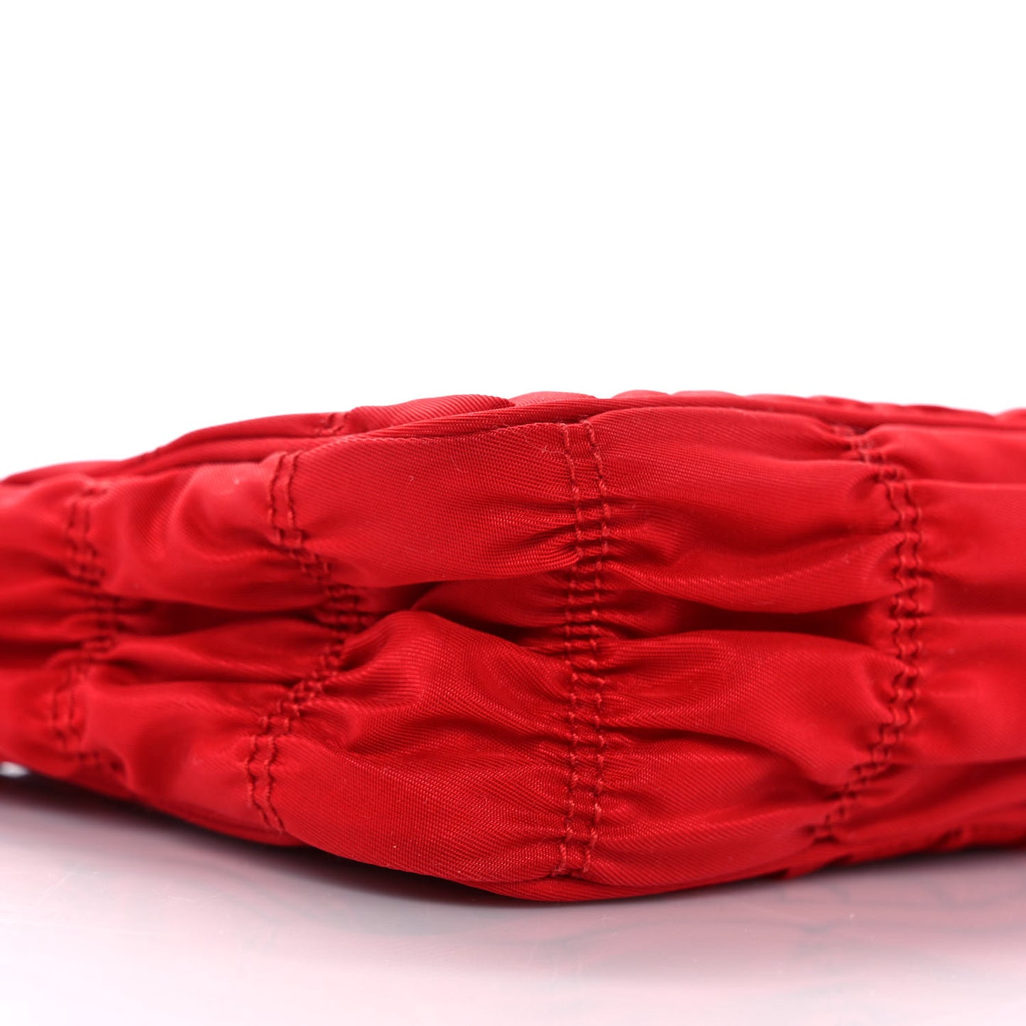 Tessuto Nylon Gaufre Shoulder Bag Rosso