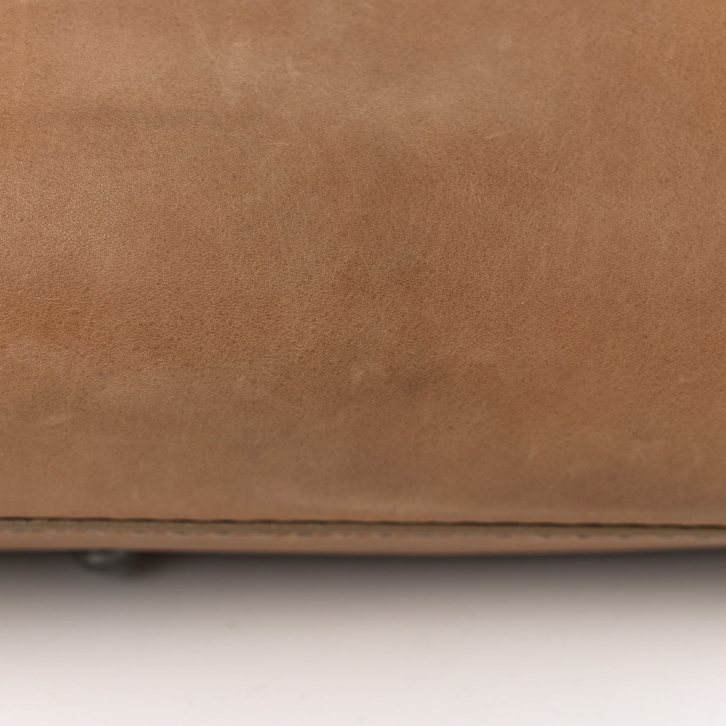 Vitello Saddle Cuoio Romano Selleria Medium Peekaboo Iconic Satchel Fango Acqua