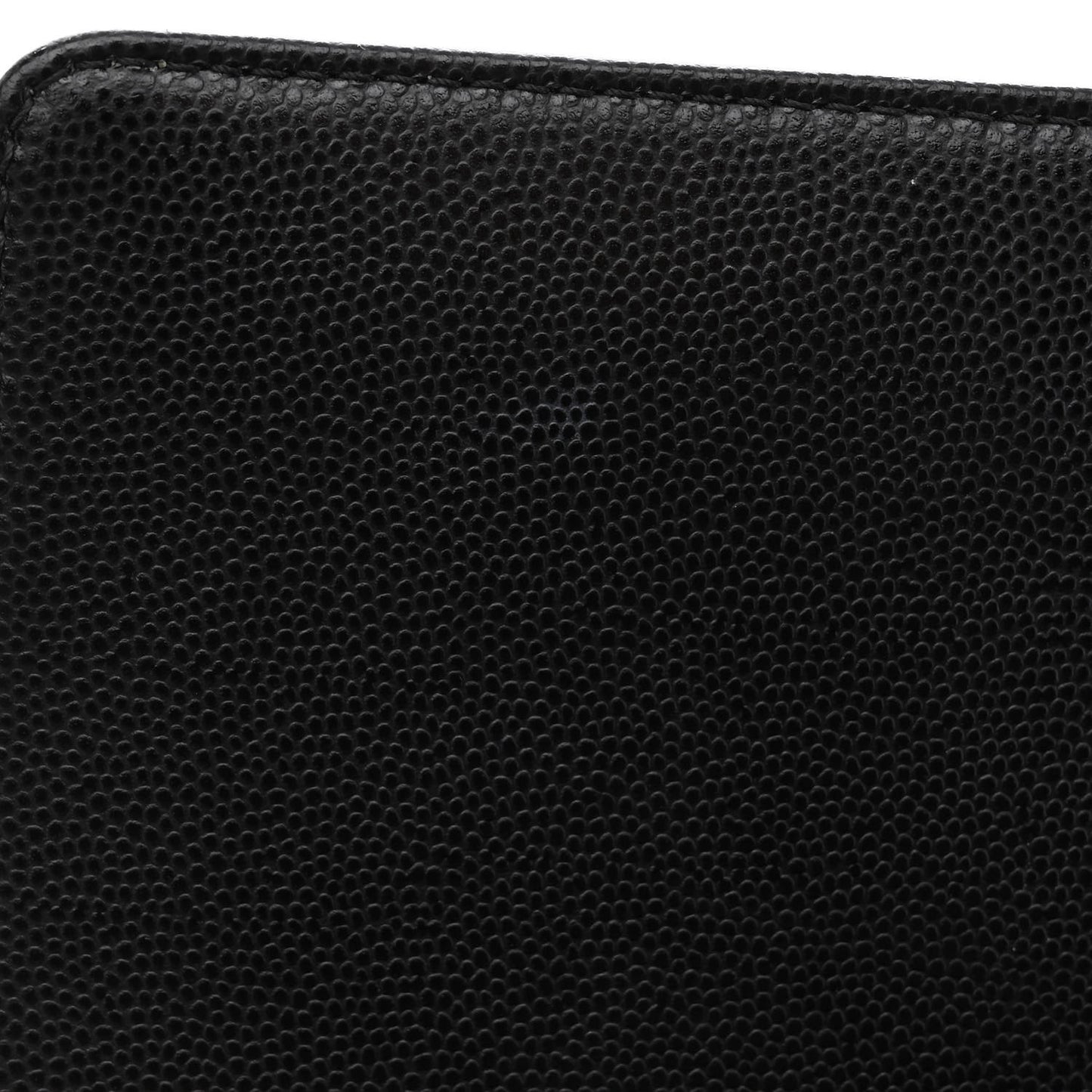 Caviar Quilted Medium Boy Flap Black