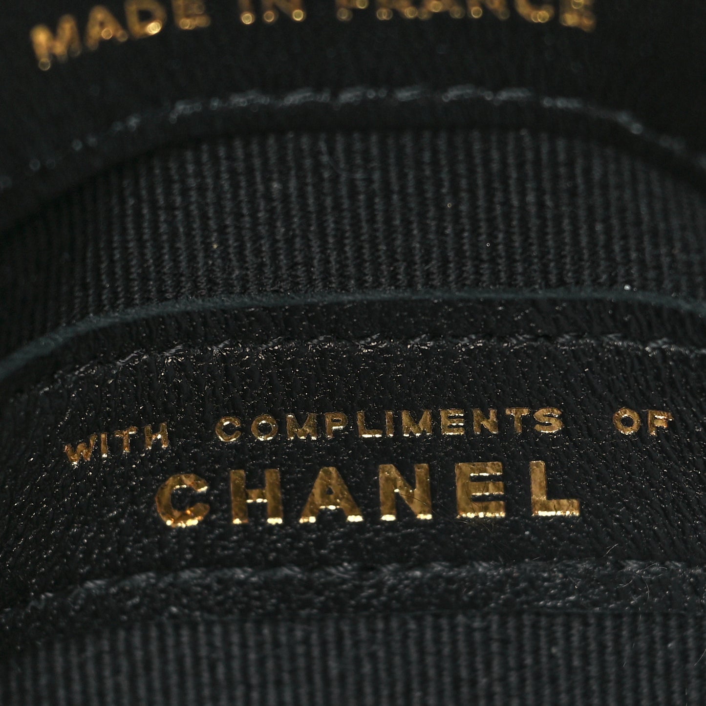 Lambskin Quilted Pearl Top Handle Clutch With Chain Black