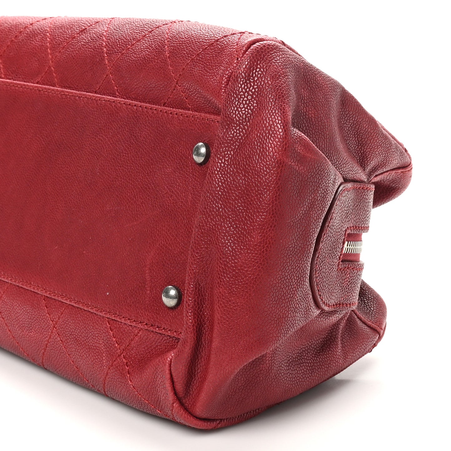 Caviar Small Outdoor Ligne Doctor Bag Red