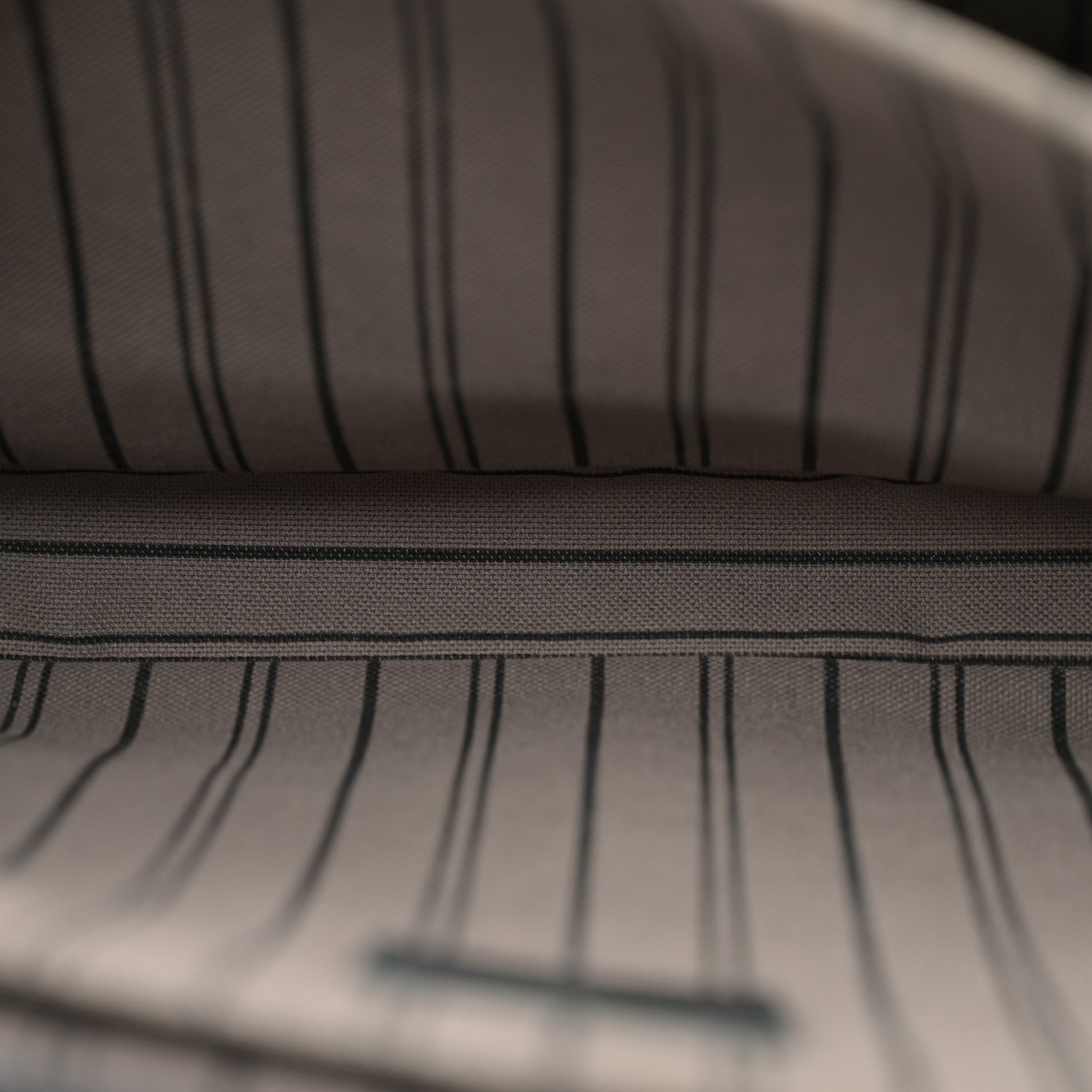 Louis Vuitton Empreinte Pochette Metis Black 5 of 16