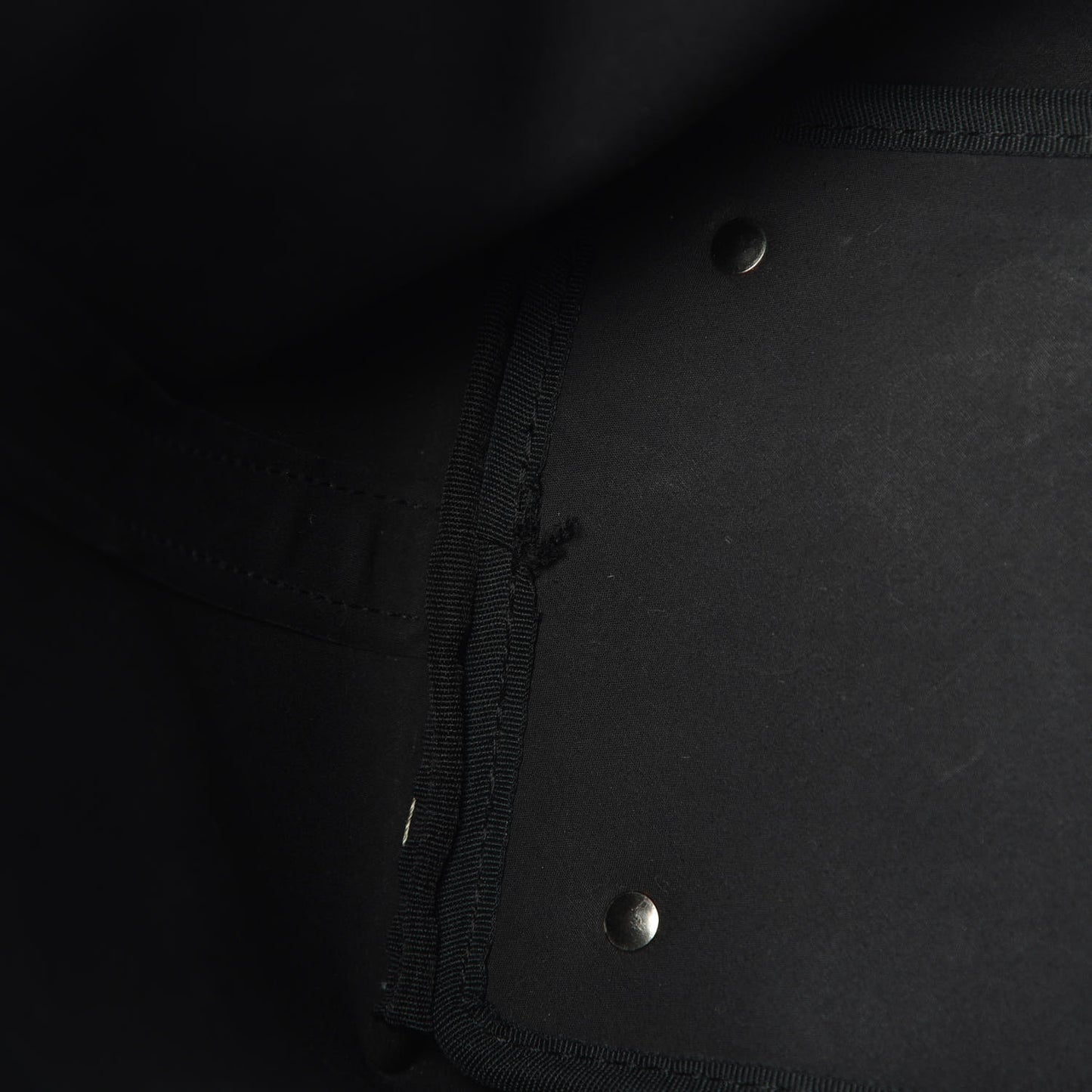 Nova Check Small Nickie Tote Black