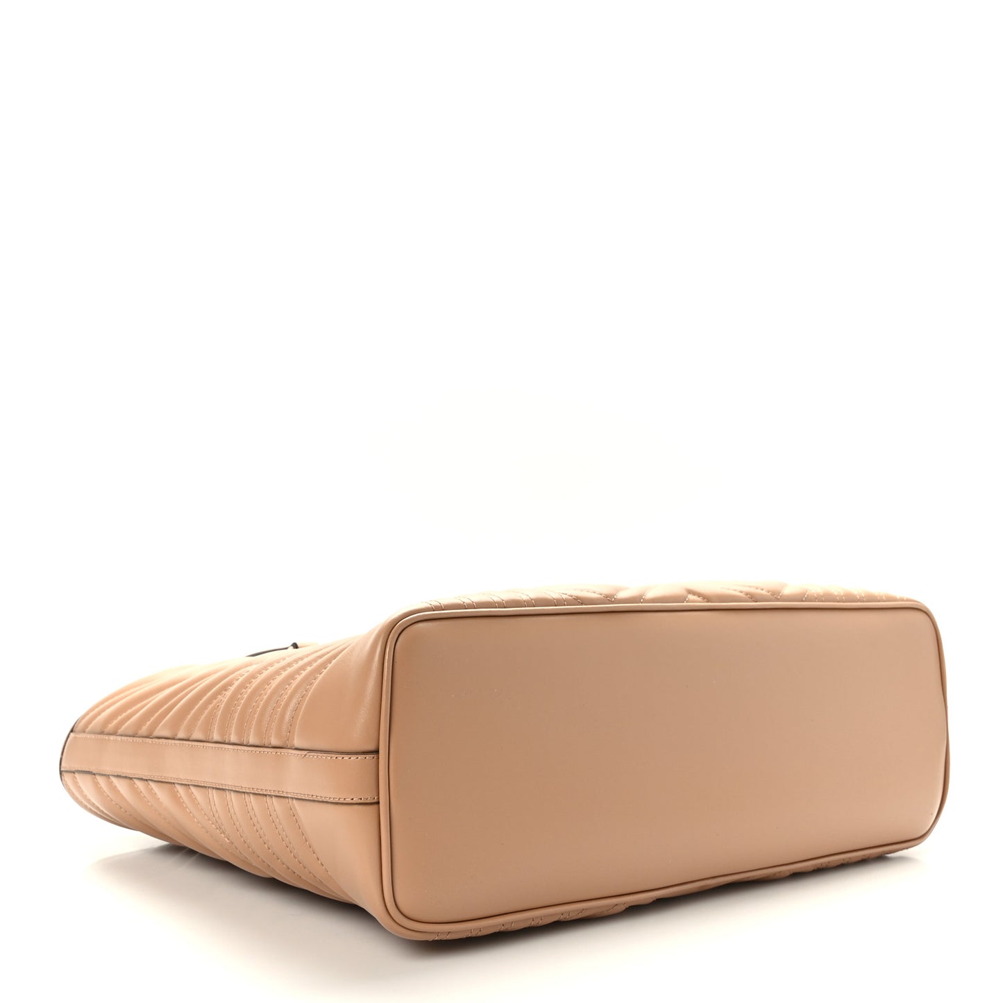 Calfskin Matelasse Monochrome GG Marmont Large Tote Camelia