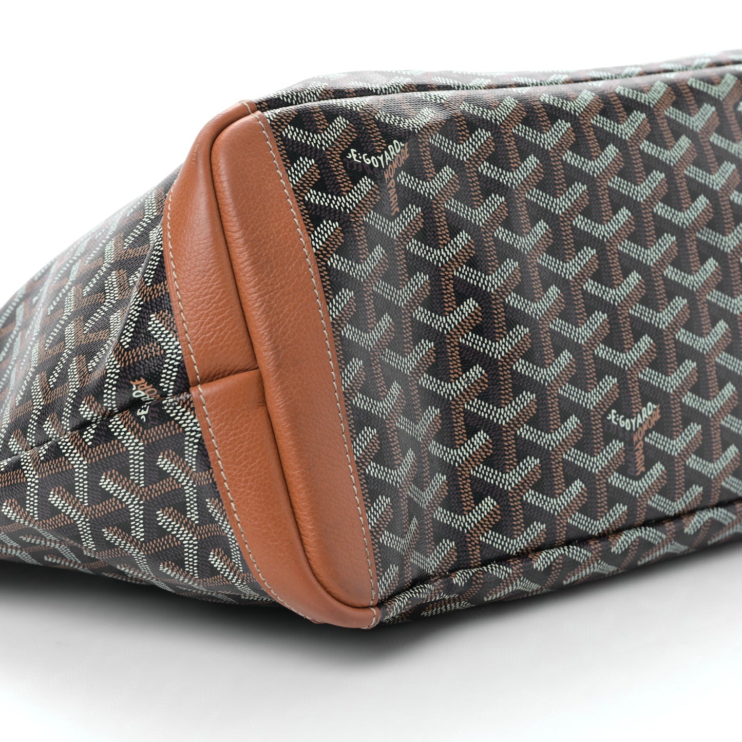 Goyardine Artois MM Black Gold