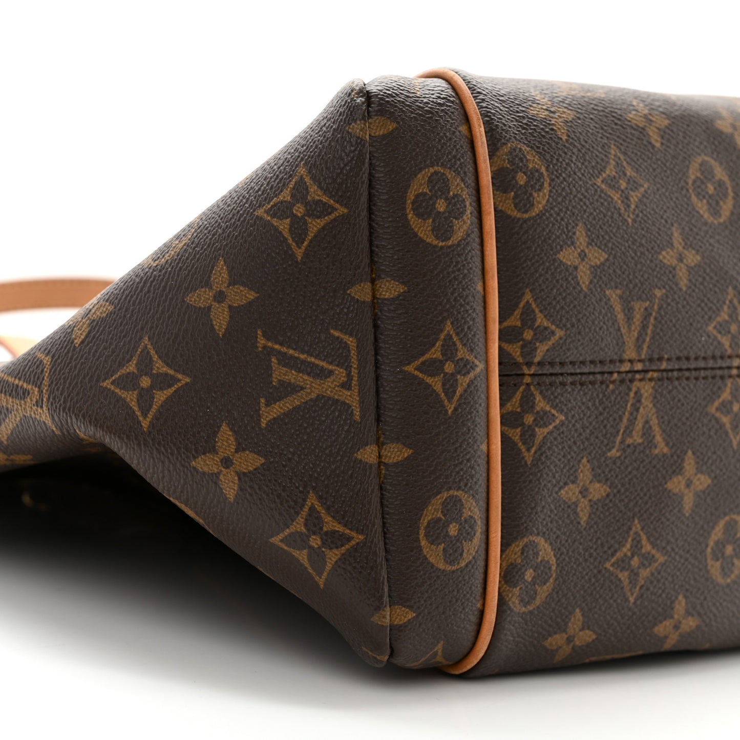 Monogram Totally MM