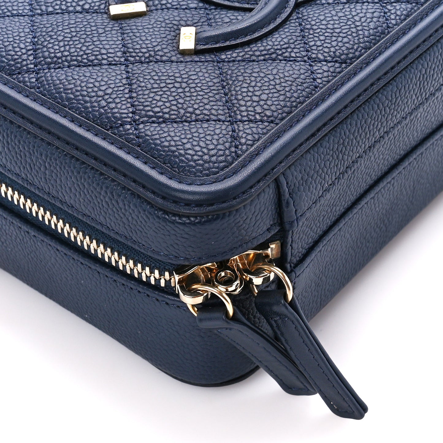 Caviar Quilted Small CC Filigree Vanity Case Navy