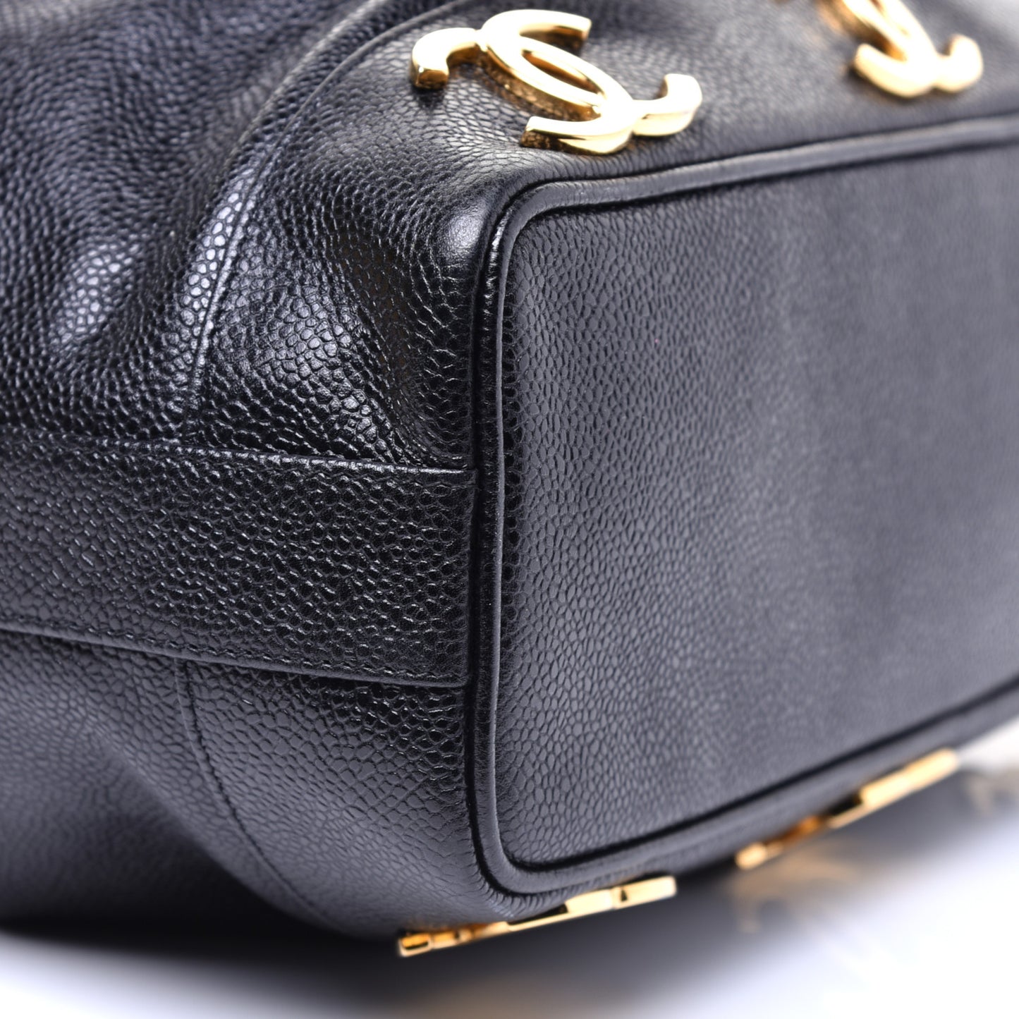 Caviar CC Drawstring Shoulder Bag Black