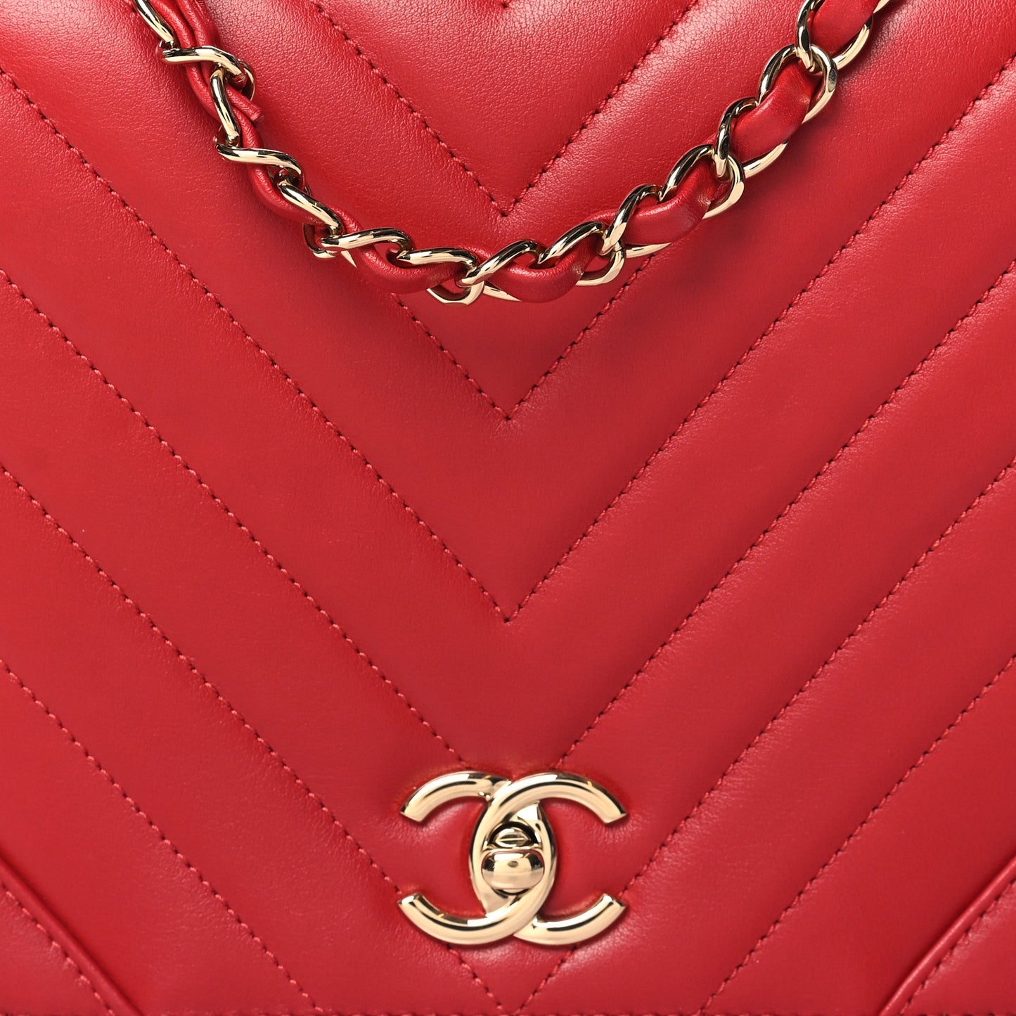 Calfskin Chevron Quilted Large Statement Flap Red