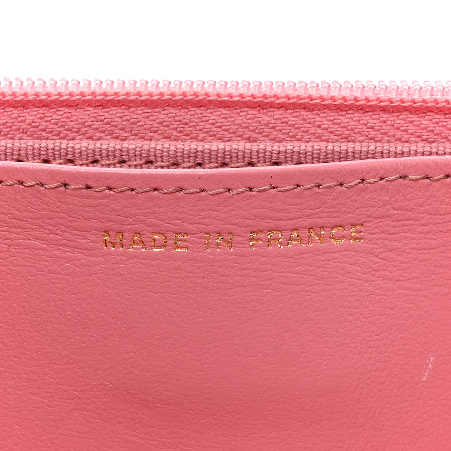 Caviar Quilted Wallet On Chain WOC Dark Pink