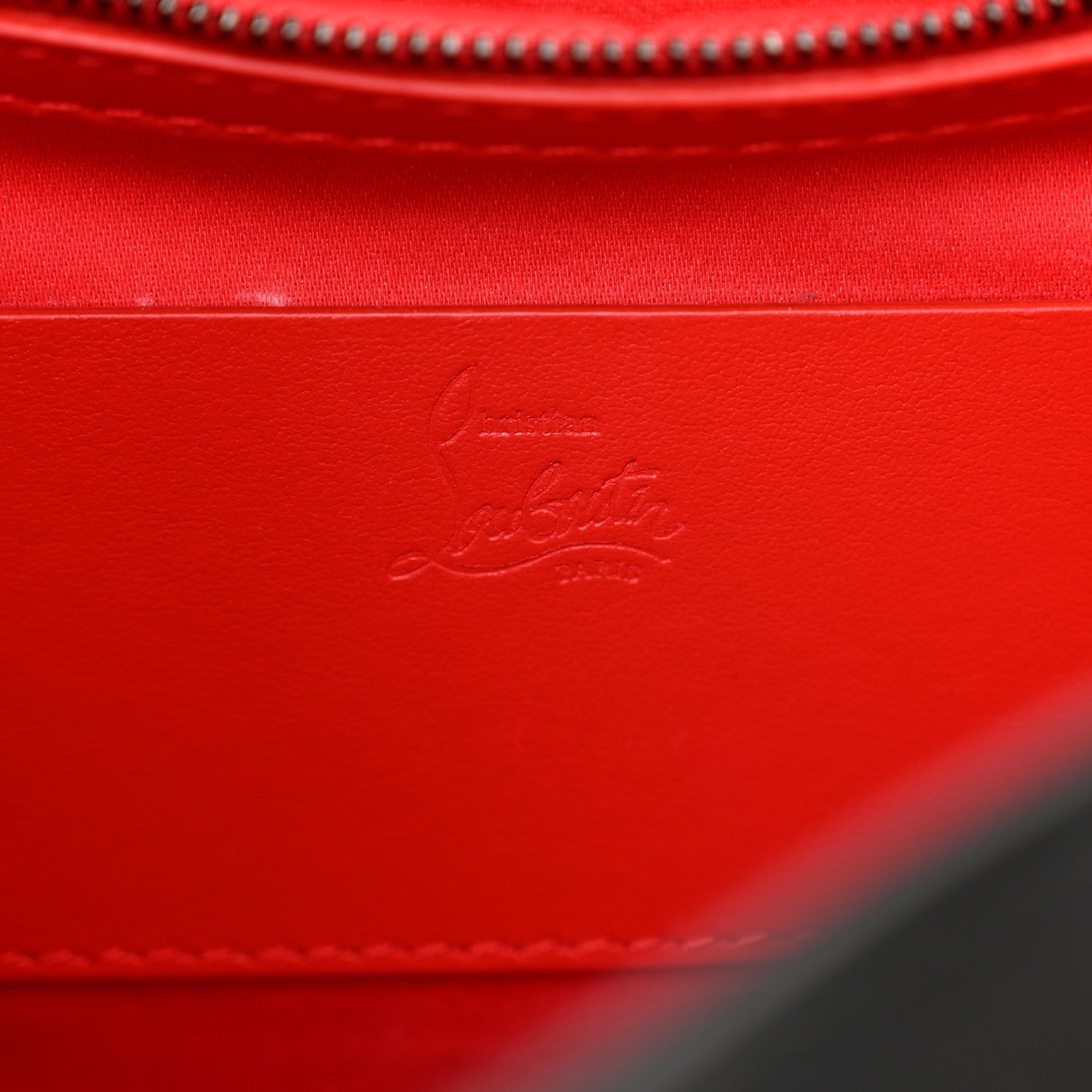 Christian Louboutin Grained Calfskin Carasky Shoulder Bag Black 6 of 12