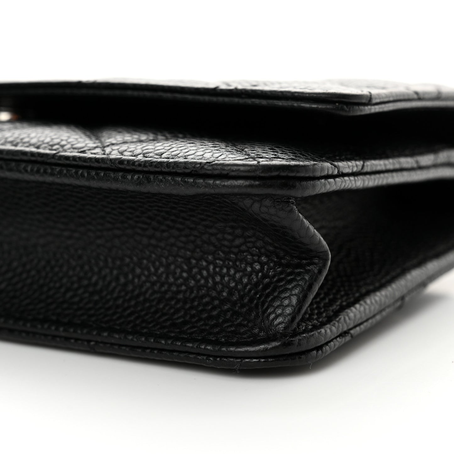 Caviar Quilted Wallet on Chain WOC Black