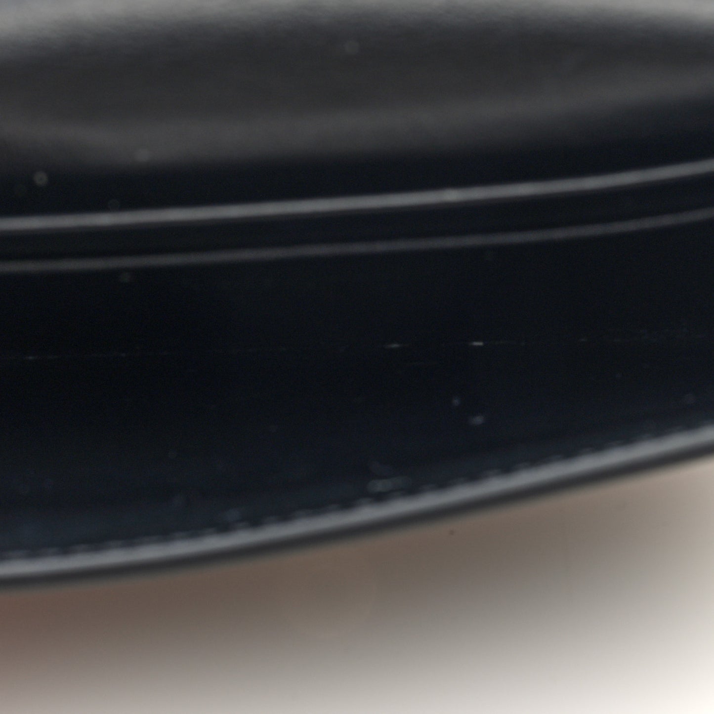 Shiny Calfskin Triomphe Flap Card Holder Black