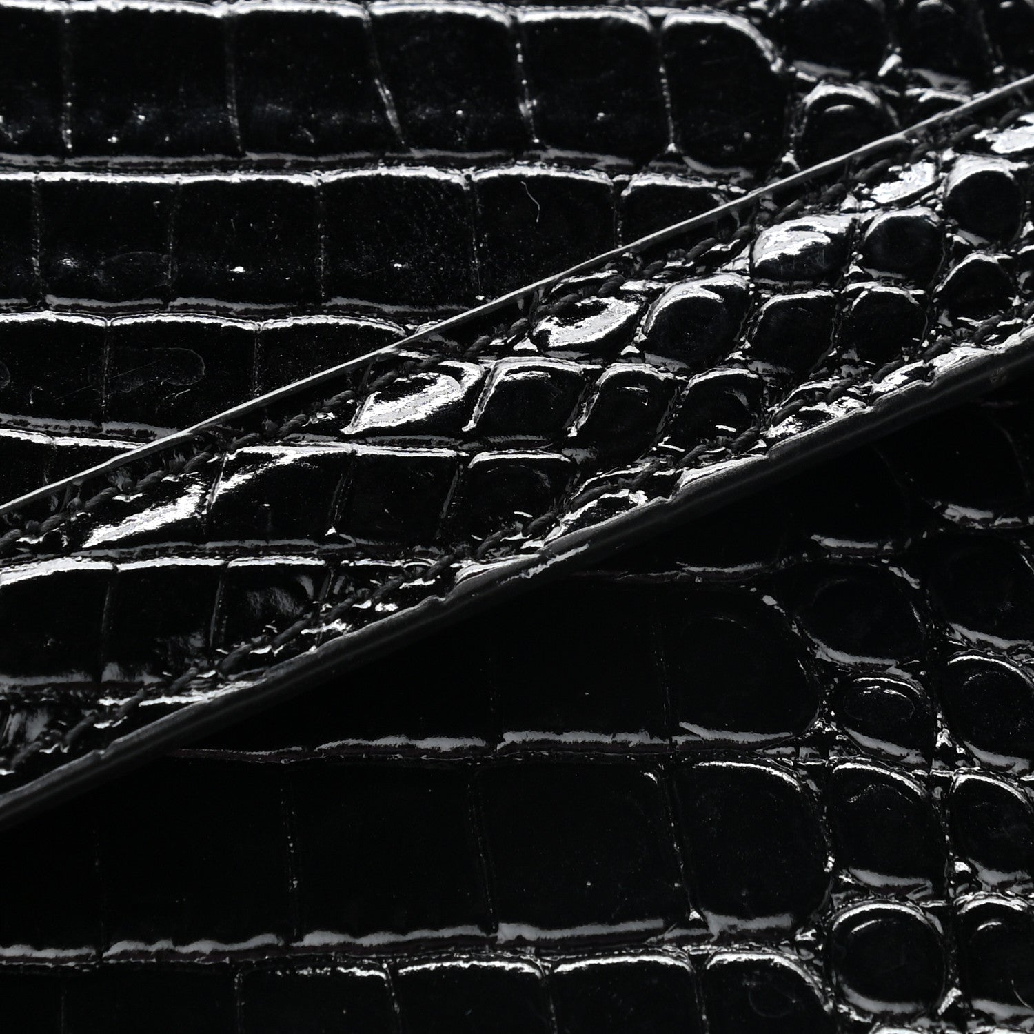 Saint Laurent Calfskin Crocodile Embossed Medium Classic Monogram Cassandra Top Handle Black Rouge Legion 9 of 11