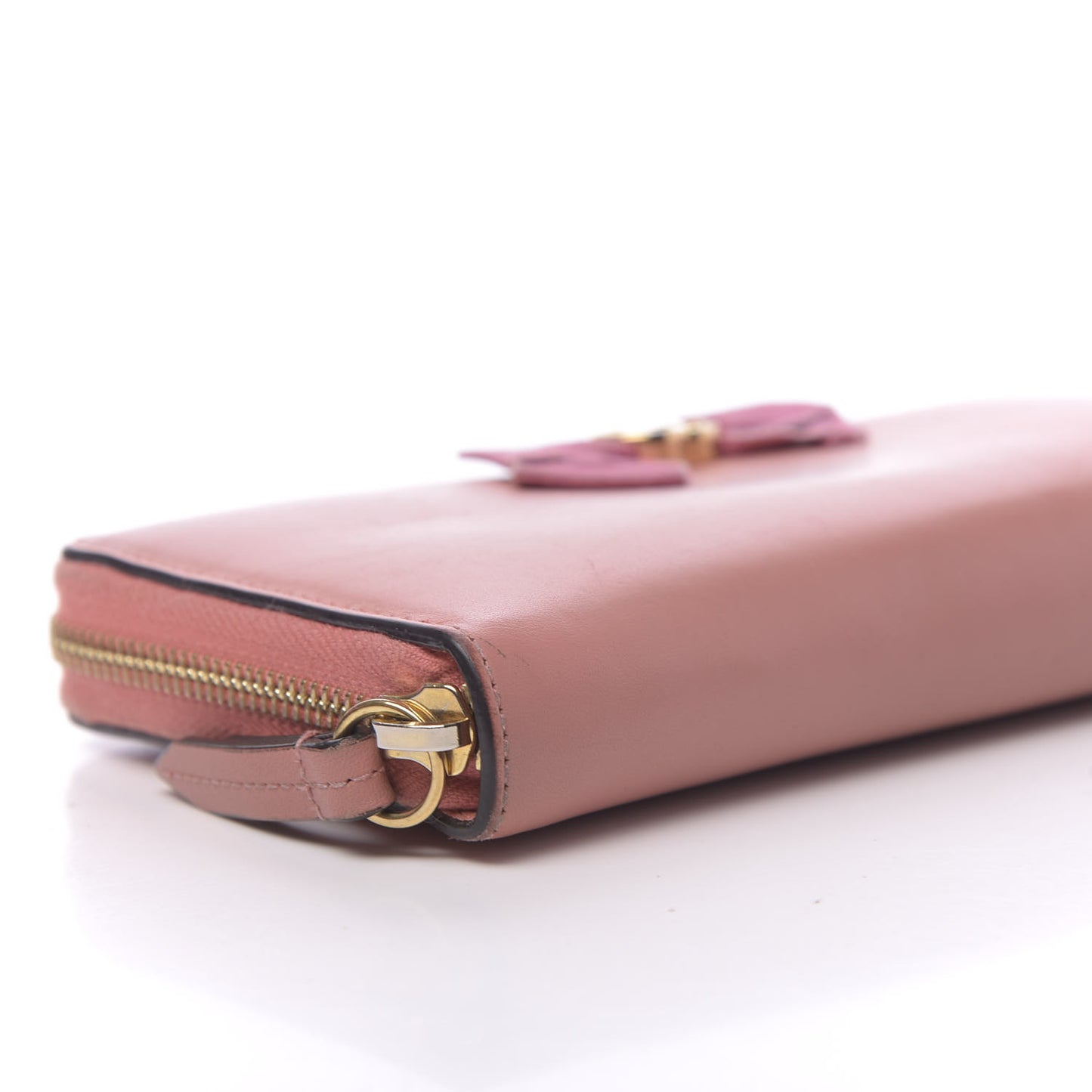 Lambskin GG Bow Zip Around Wallet Light Pink