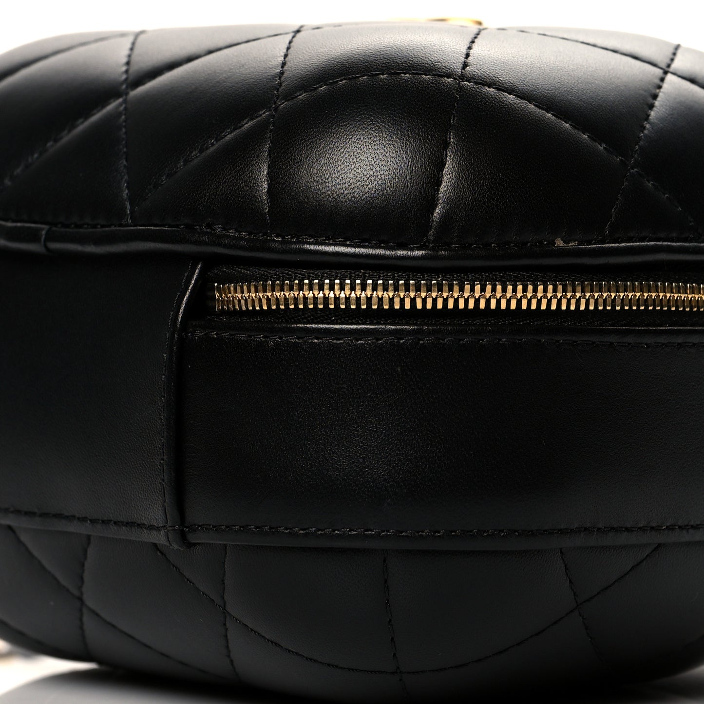 Lambskin Quilted Small CC Bubble Vanity Case With Chain Black