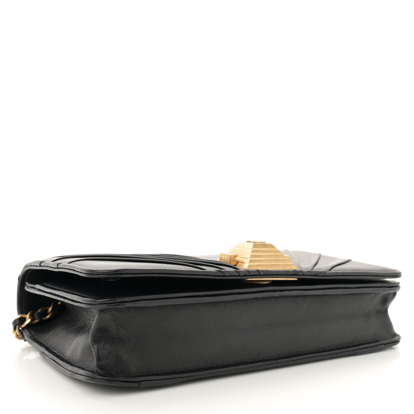 Lambskin Pyramid Wallet On Chain WOC Black