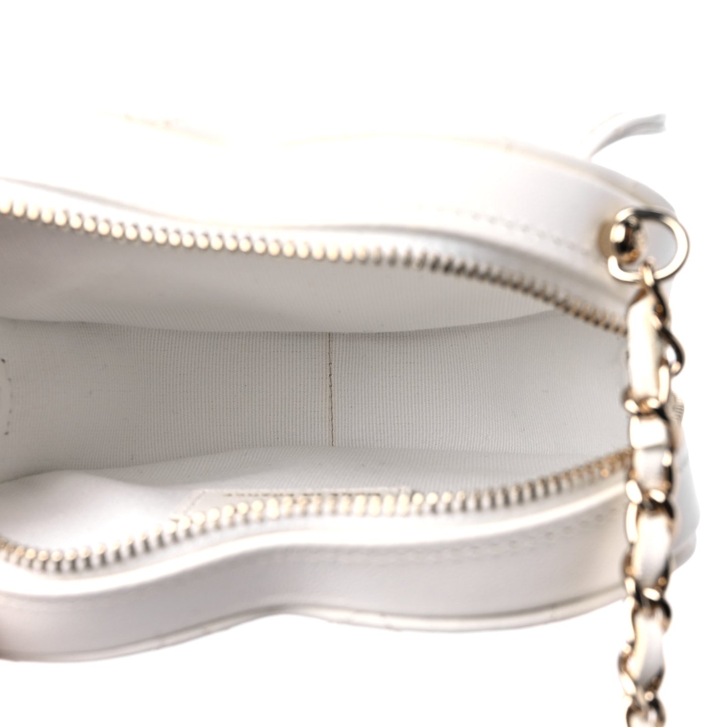 Lambskin Quilted CC In Love Heart Clutch With Chain White