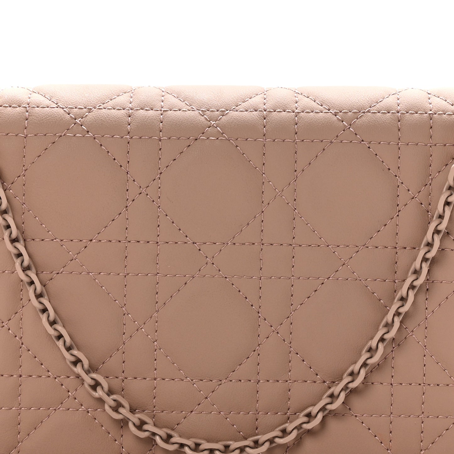 Ultra Matte Calfskin Cannage Lady Dior Clutch Fard