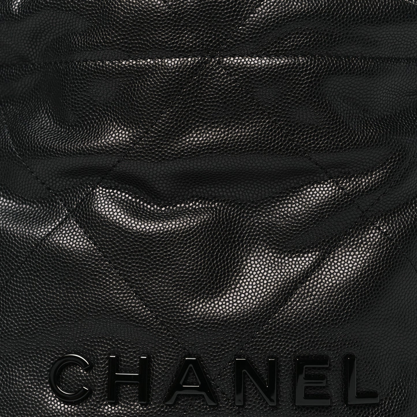 Shiny Caviar Quilted Monochrome Mini Chanel 22 Black