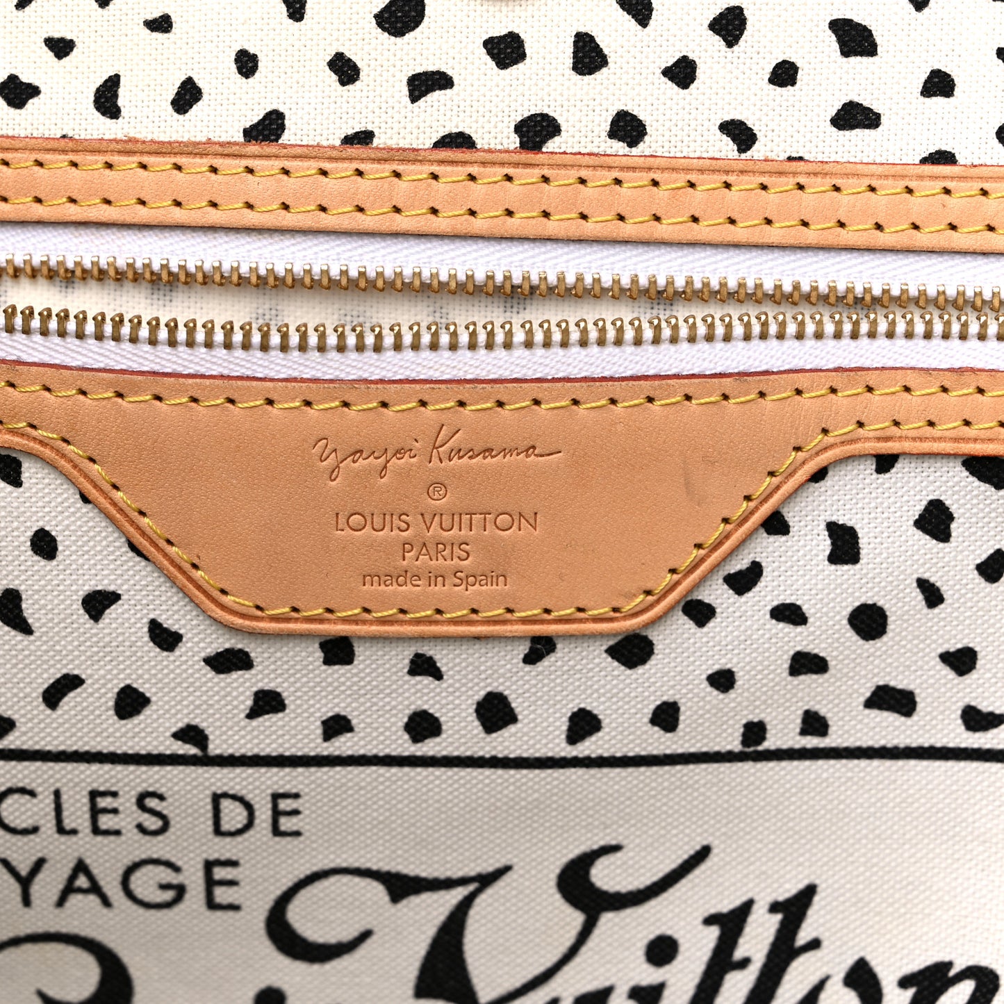 Monogram Kusama Waves Neverfull MM White