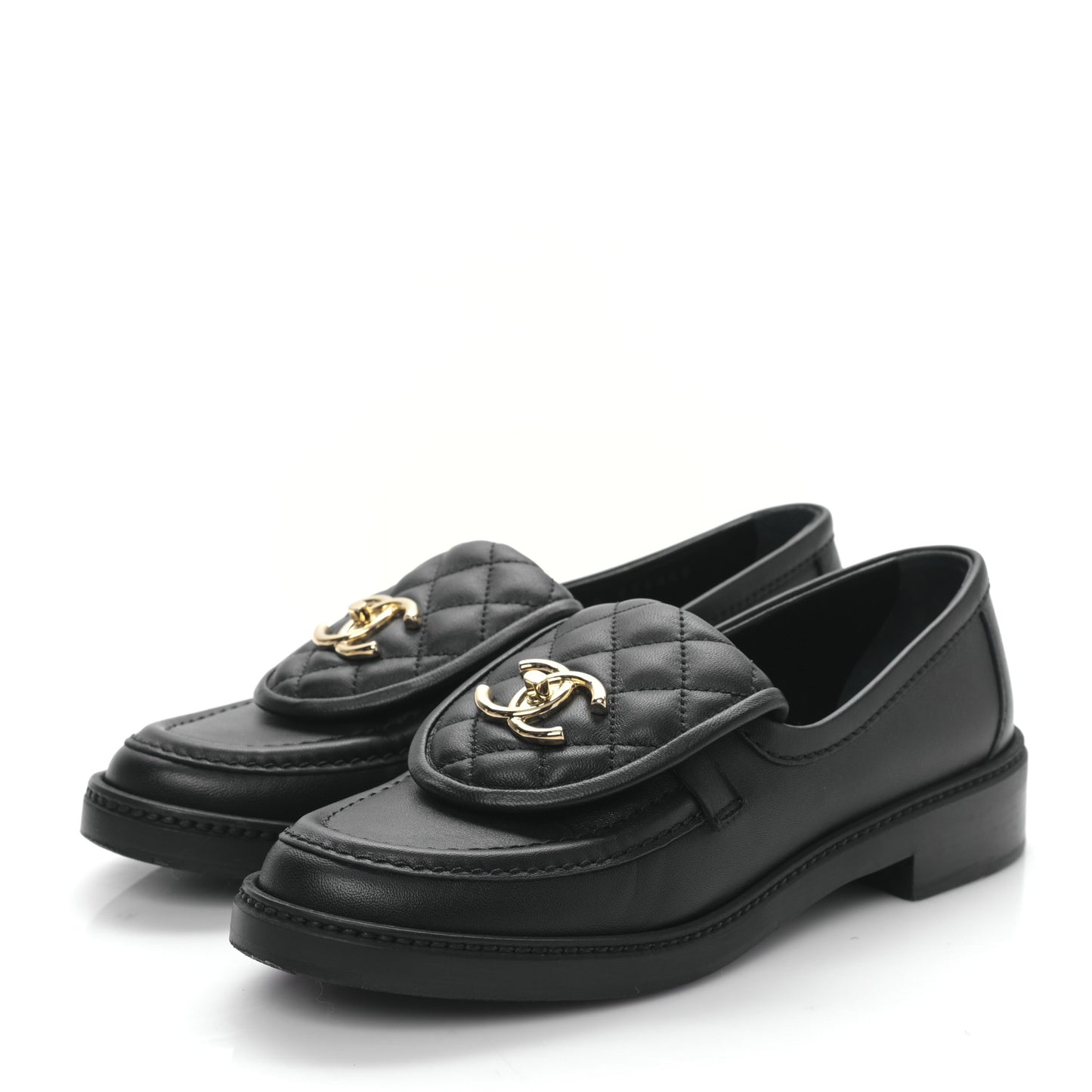 Lambskin Quilted CC Turnlock Loafers 36 Black