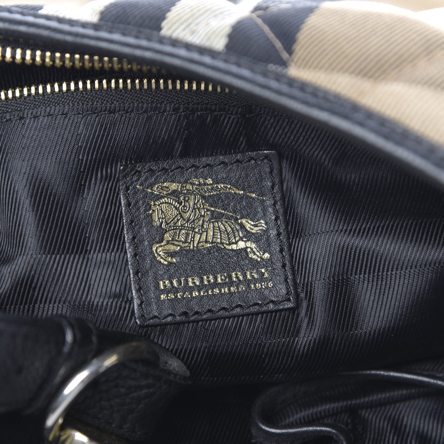 House Check Quilted Hoxton Hobo Black
