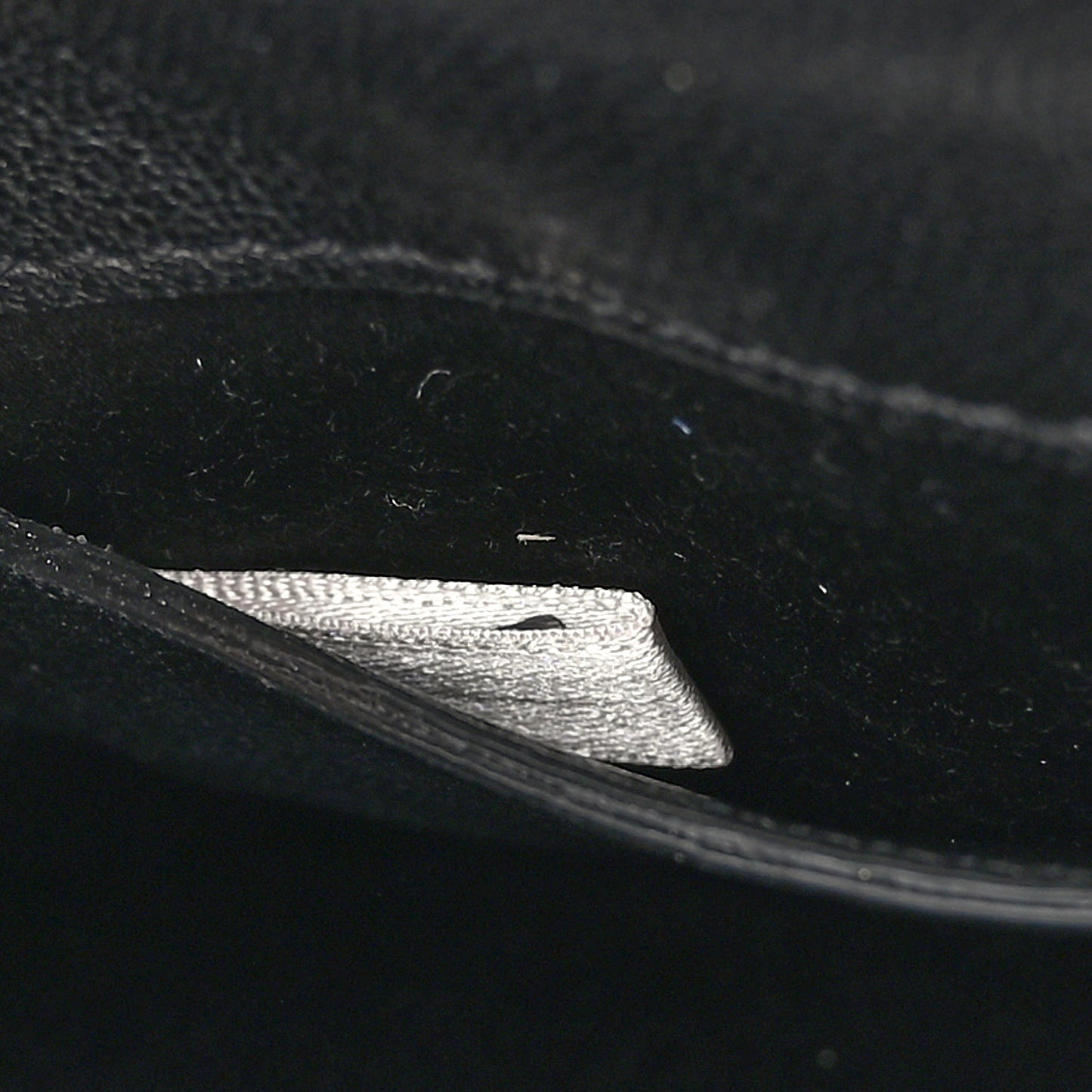 Suede Varenne Chain Clutch Black