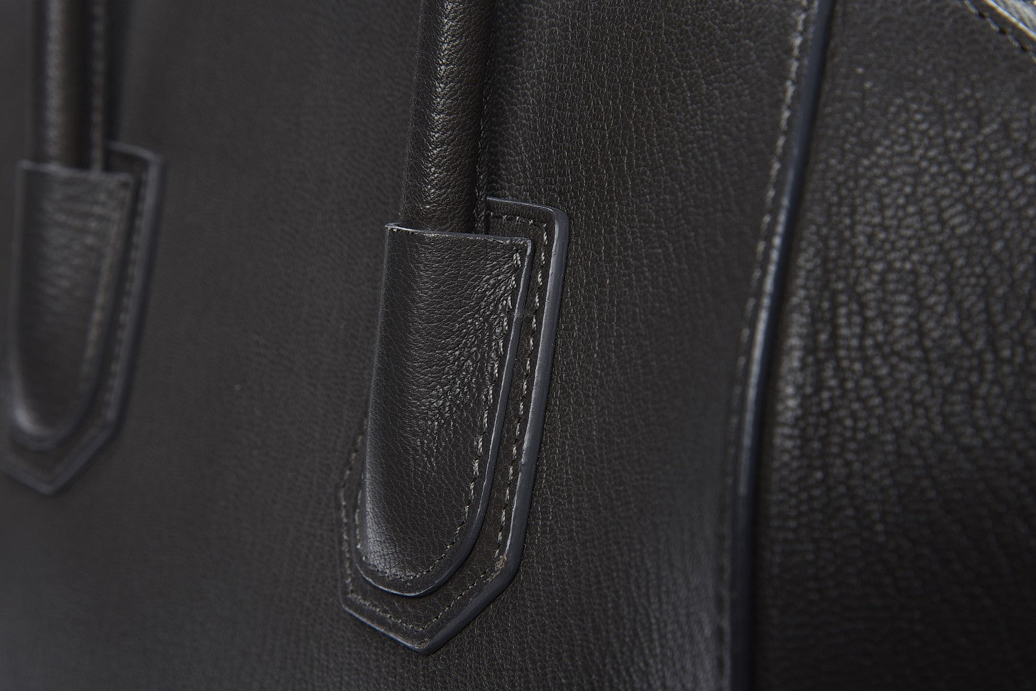 Givenchy Sugar Goatskin Medium Antigona Dark Grey 11 of 13