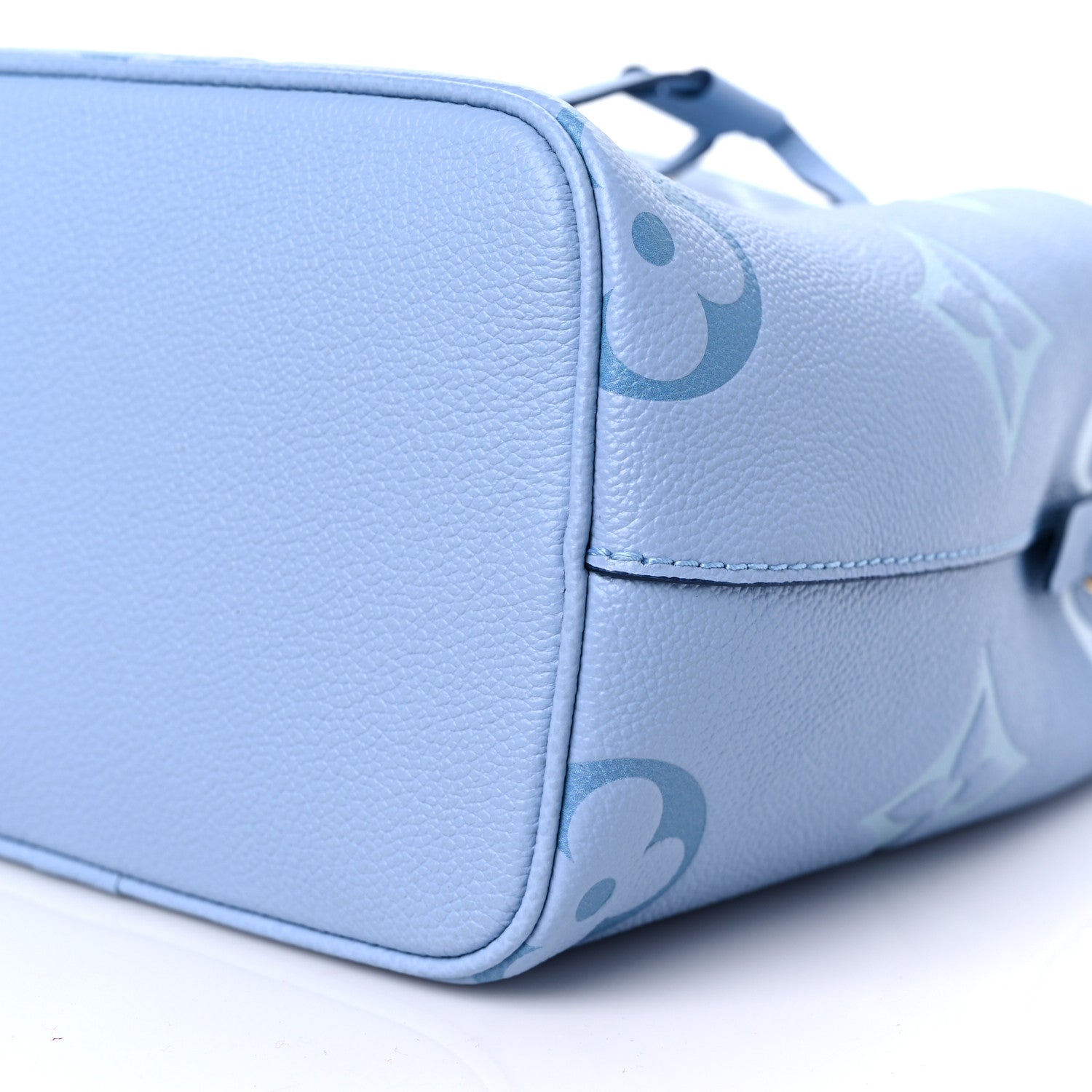 Louis Vuitton Empreinte Monogram Giant By The Pool Neonoe BB Summer Blue 8 of 8