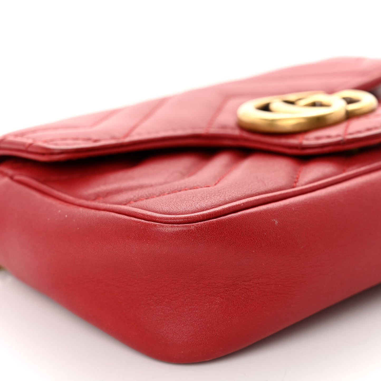 Calfskin Matelasse Super Mini GG Marmont Shoulder Bag Hibiscus Red