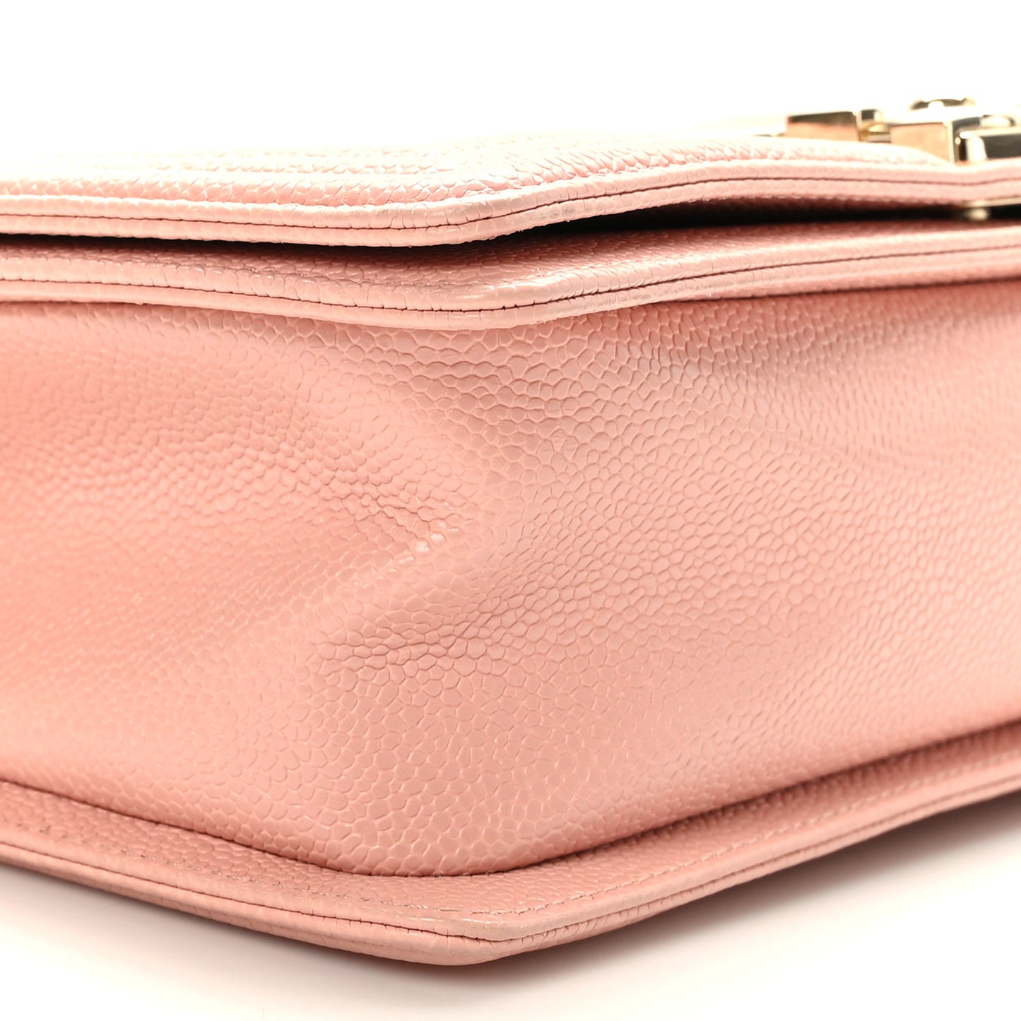 Caviar Quilted Medium Boy Flap Light Pink