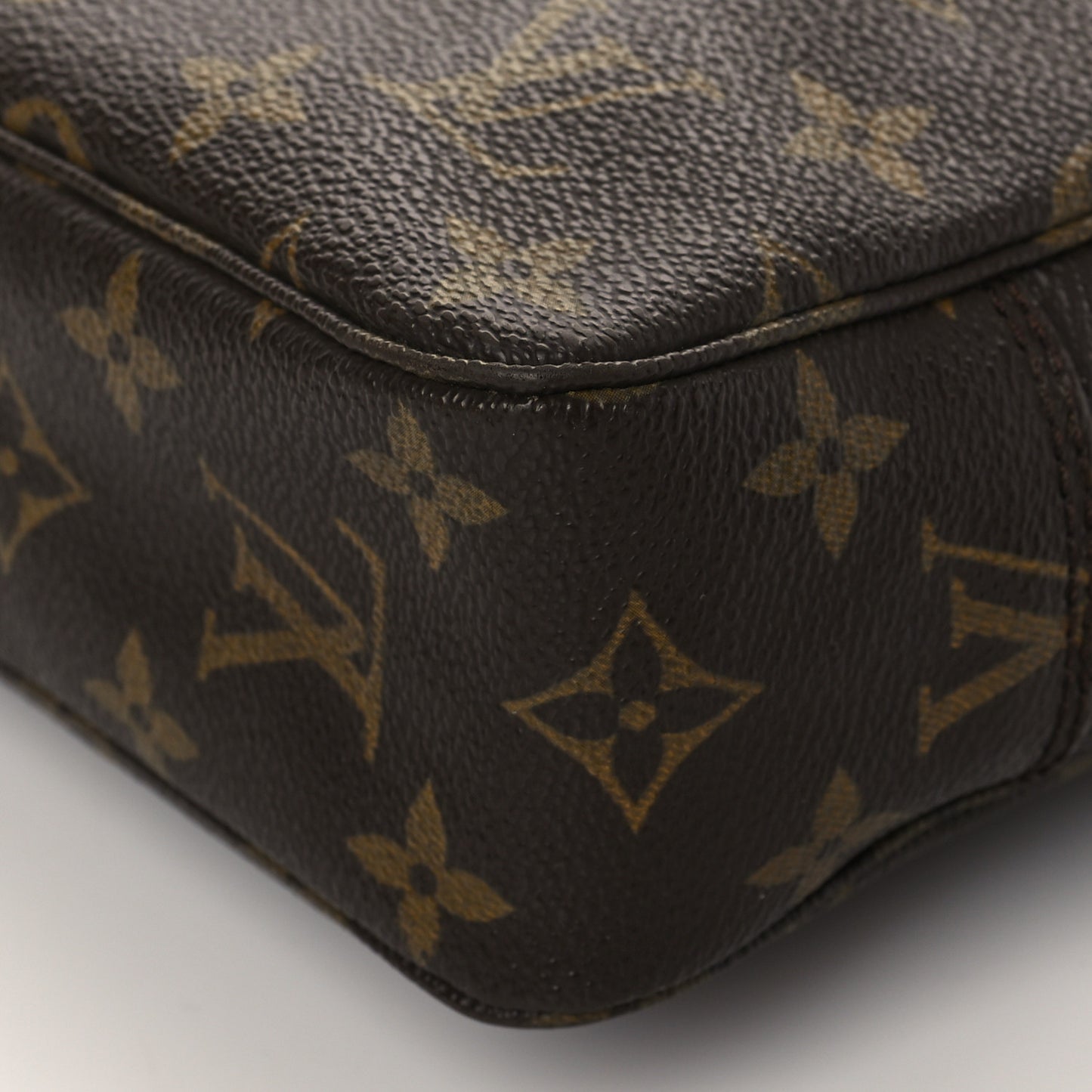Monogram Trousse Toilette 23