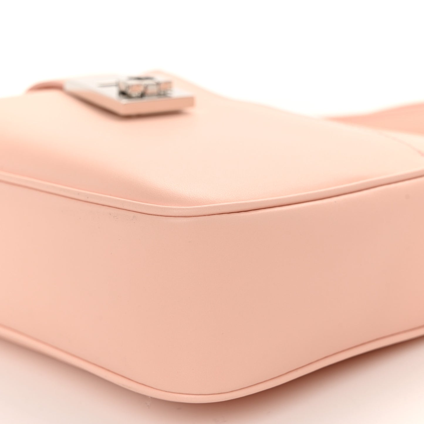 Calfskin Gancio Small Archive Camera Case Nylund Pink