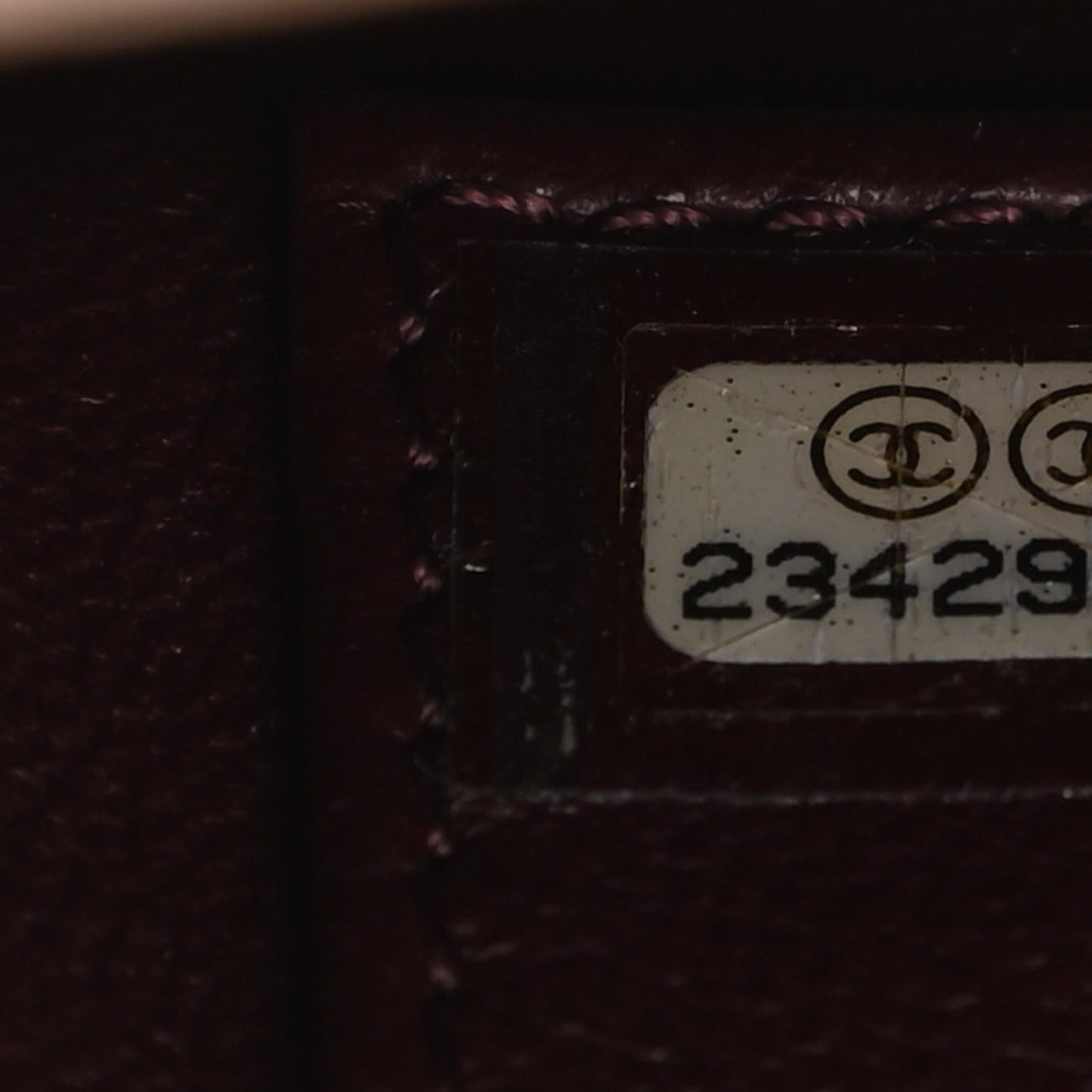 Caviar Quilted Medium Business Affinity Flap Beige