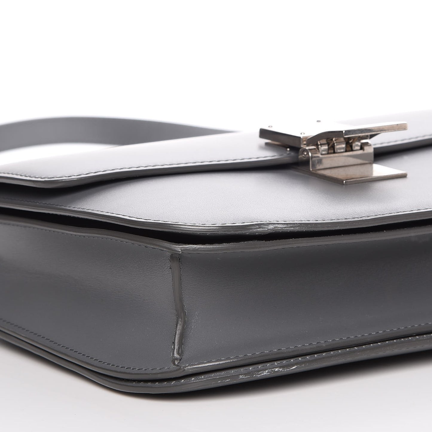 Box Calfskin Medium Classic Box Flap Bag Kohl
