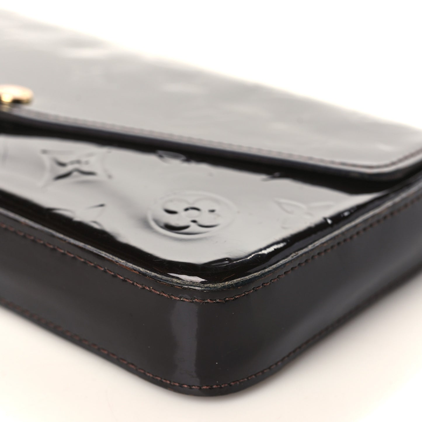 Vernis Pochette Felicie Chain Wallet Amarante