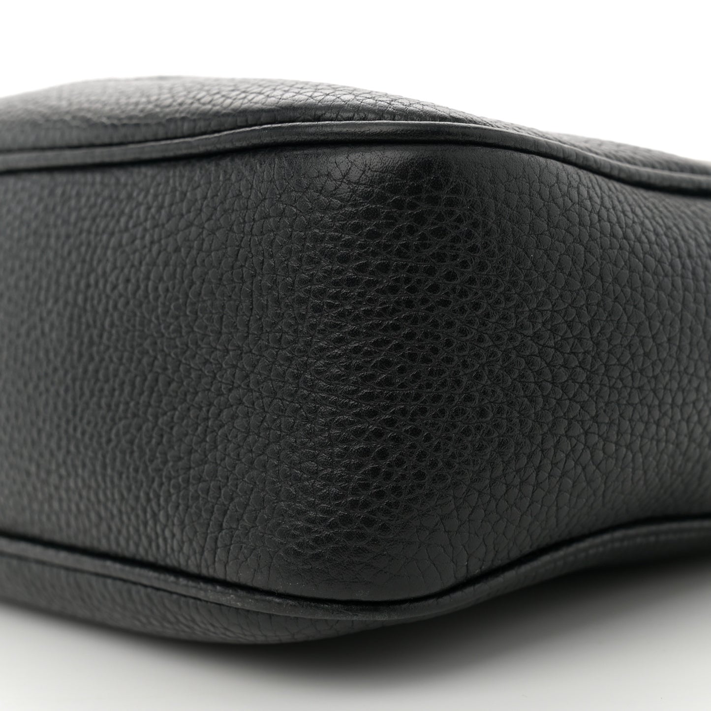 Pebbled Calfskin Small Soho Disco Bag Black