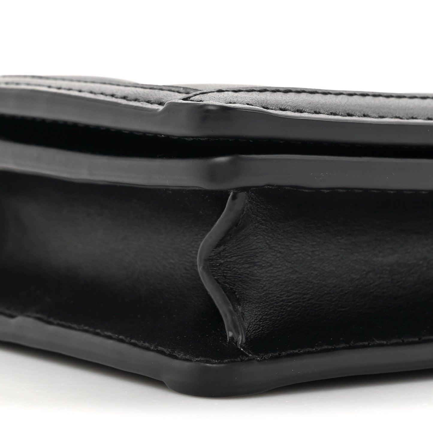 Calfskin GG Matelasse Chain Wallet Black