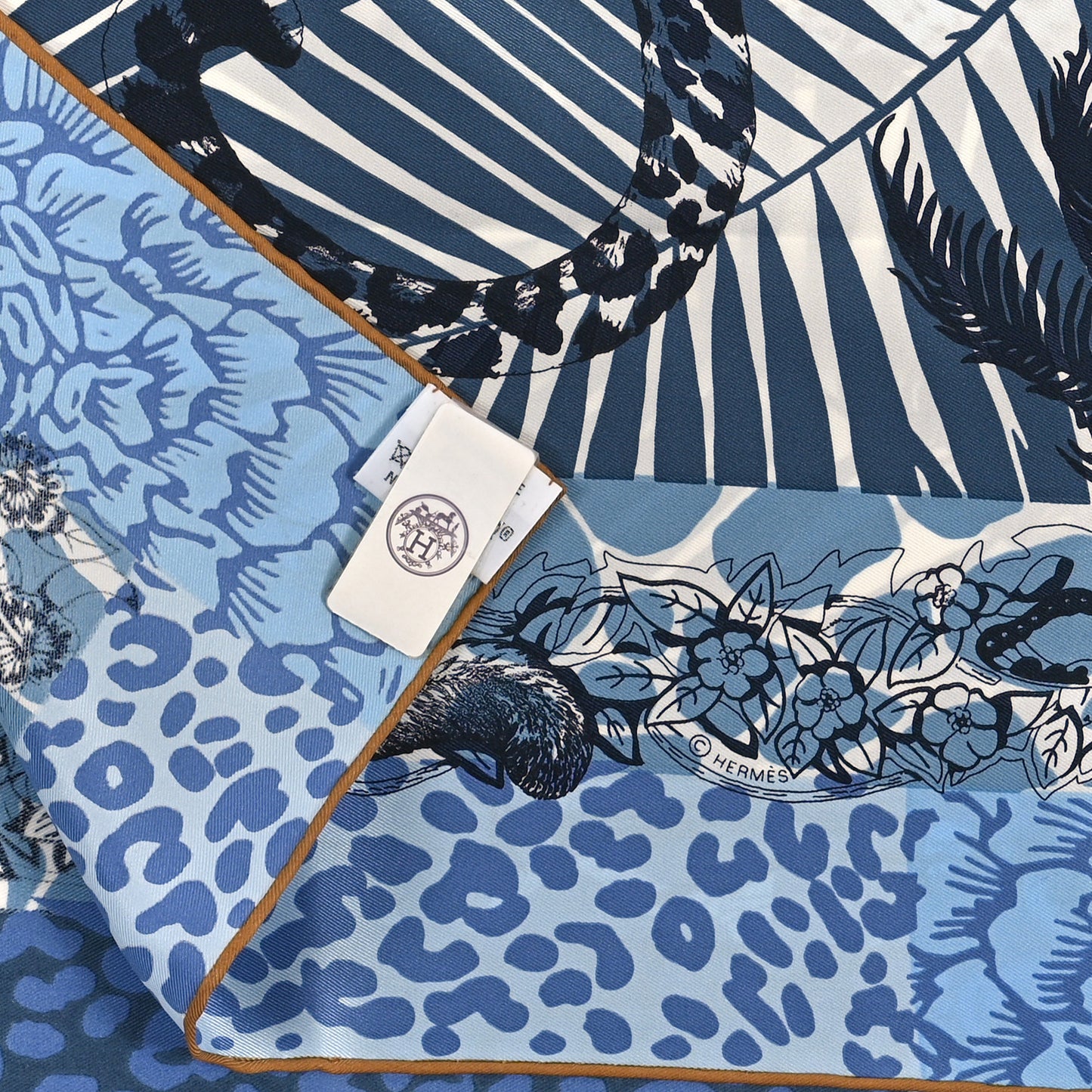 Silk Jungle Love Tampon Scarf 70 Bleu Jean White