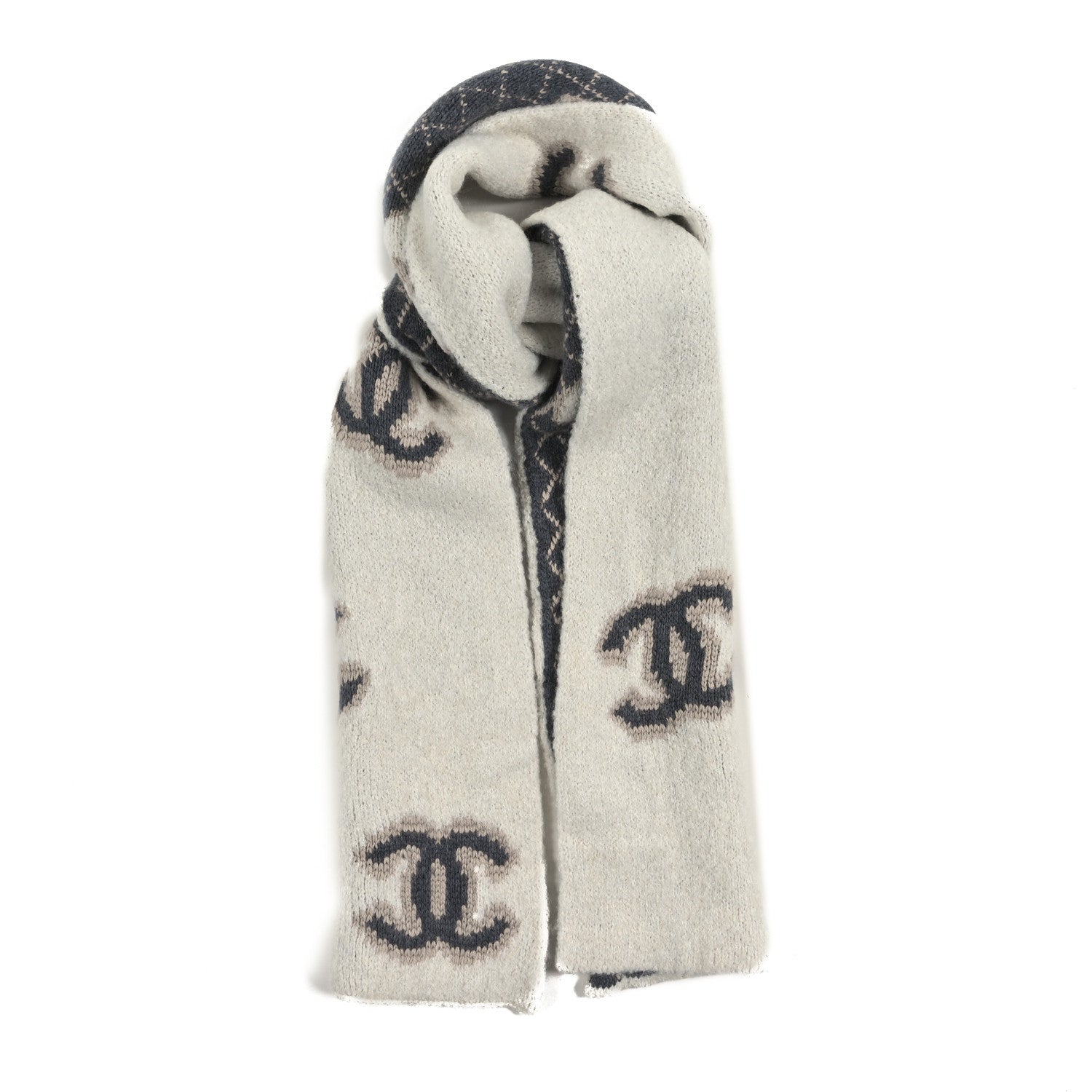 Chanel Cashmere Silk CC Scarf White Grey 1837917 – FASHIONPHILE