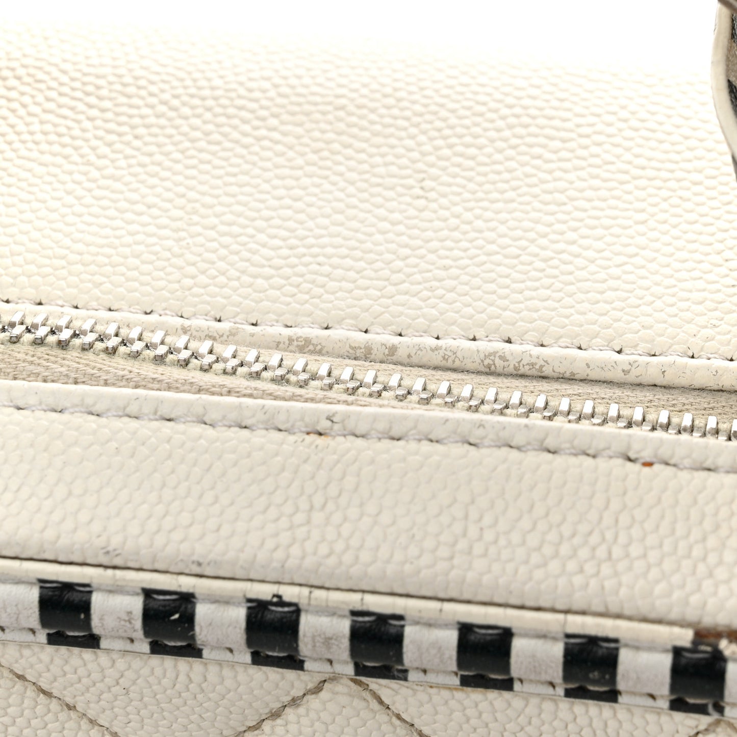 Caviar Quilted Striped Medium CC Filigree Vanity Case White Black