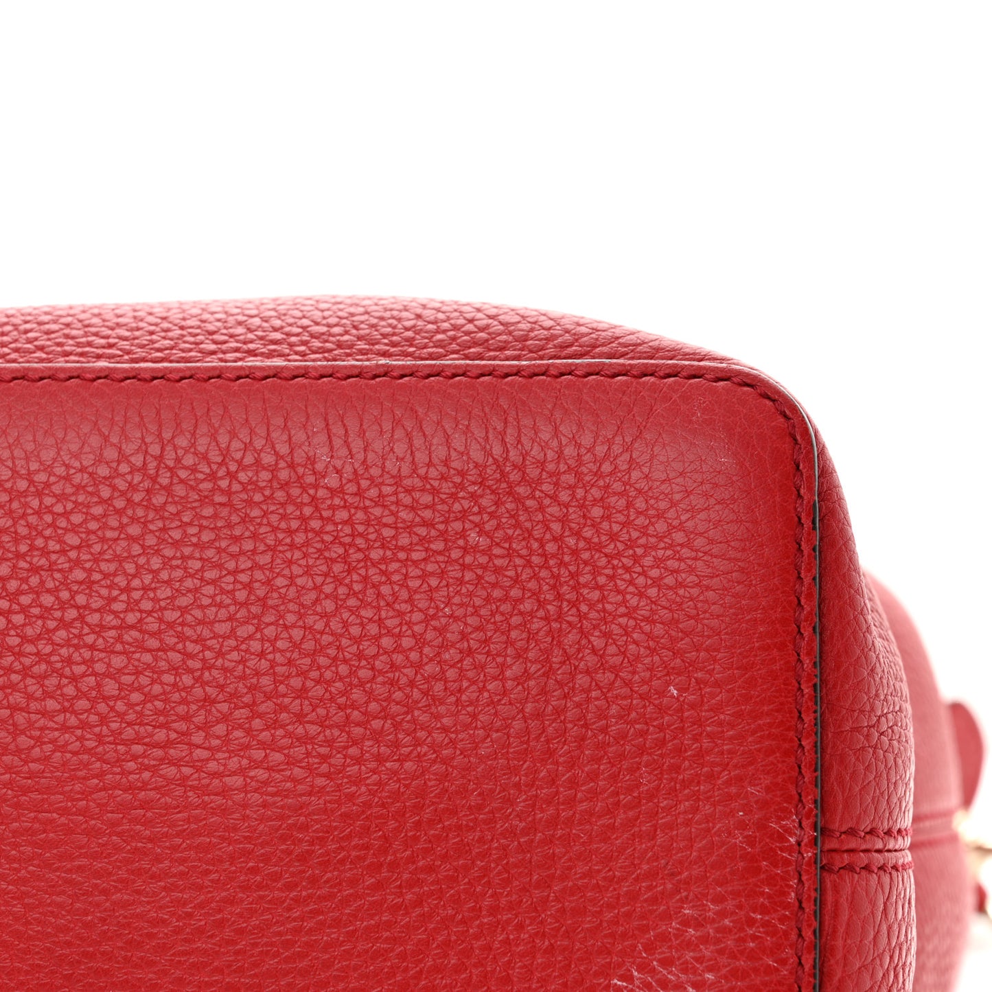 Pebbled Calfskin Large Soho Hobo Tabasco Red